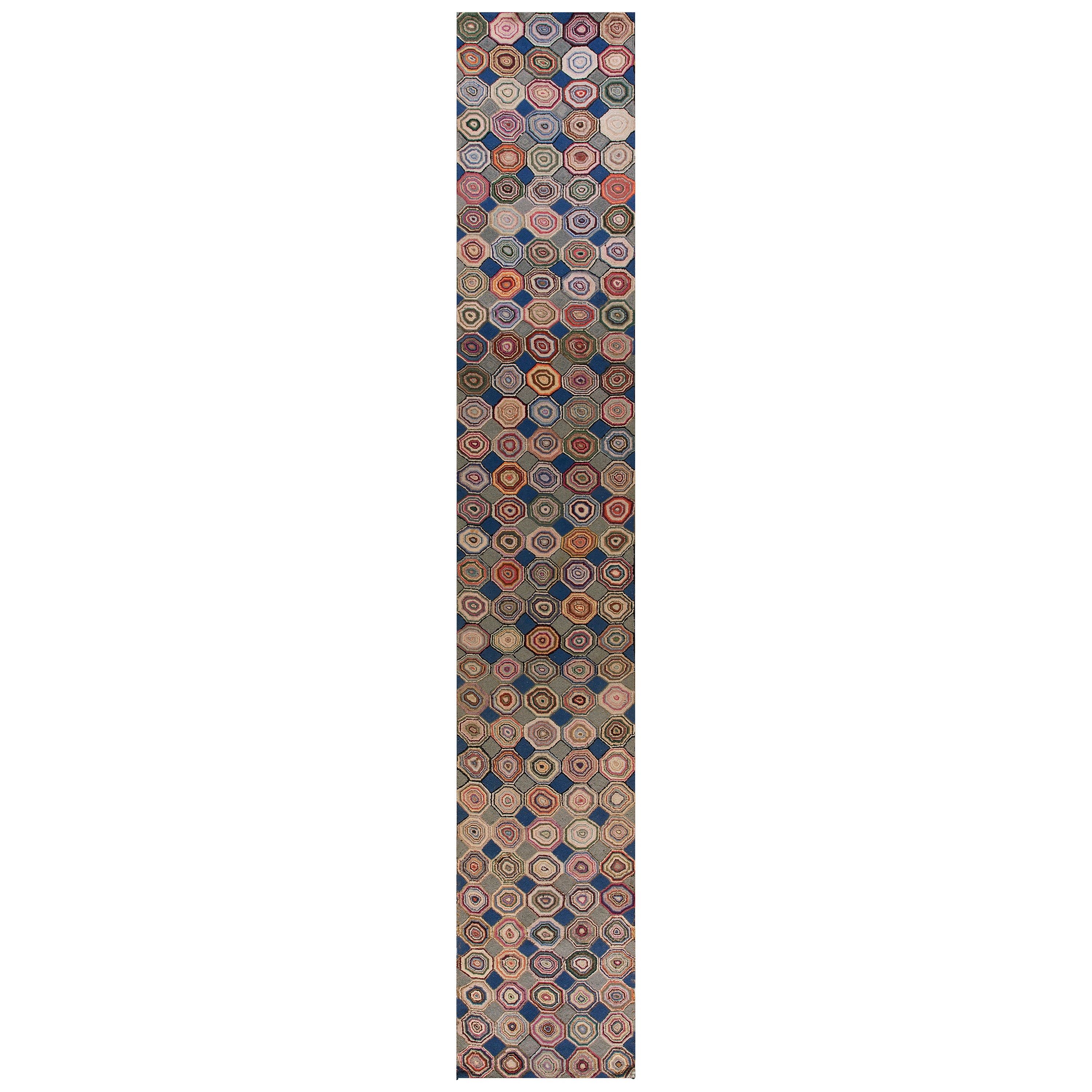 Anni '30 Geometrico  Tappeto con ganci americani ( 2' 9'' x 17' - 84 x 518 )