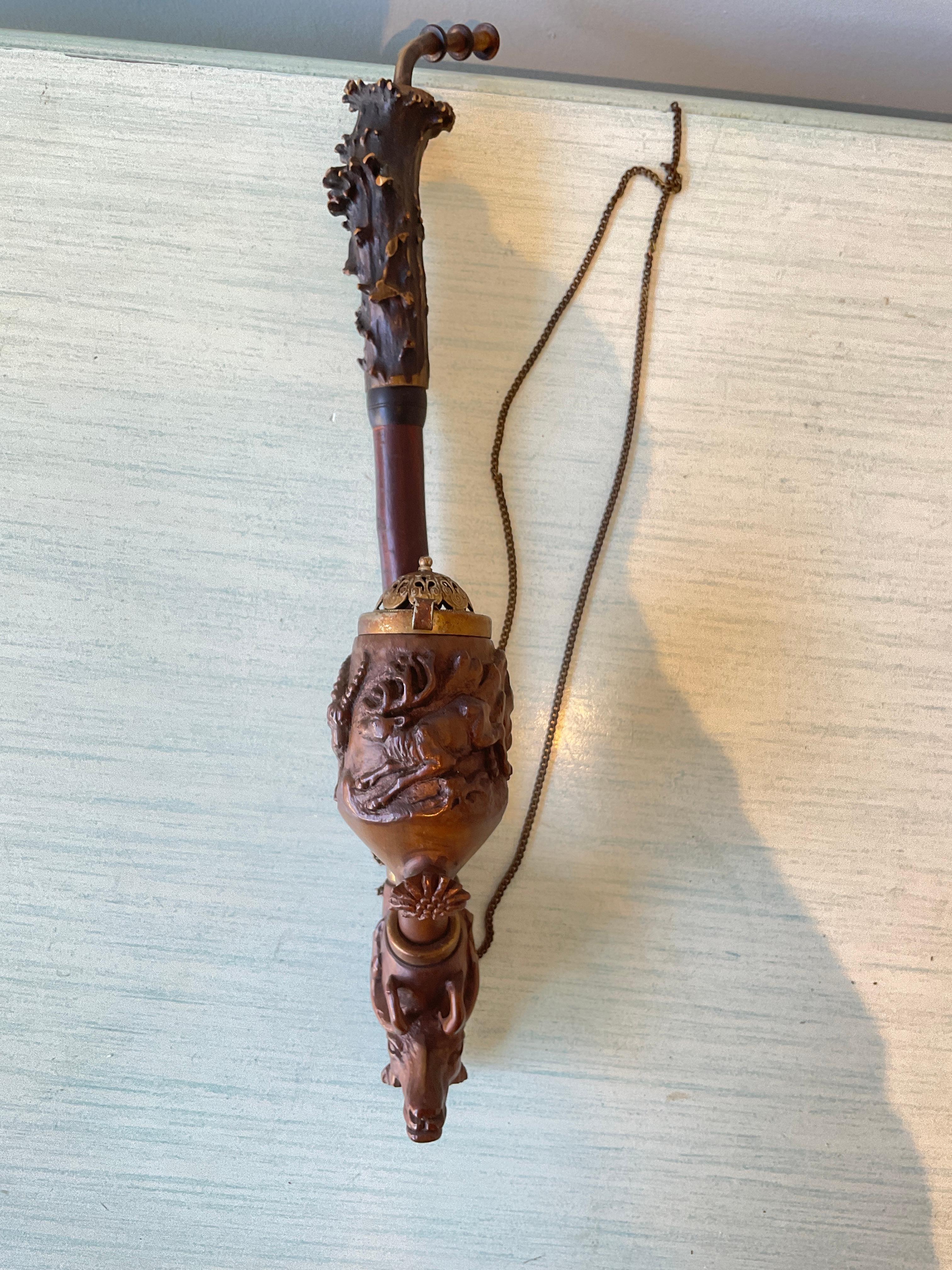 1930s German Black Forest Hand Carved Wood Pipe In Good Condition For Sale In Tarrytown, NY