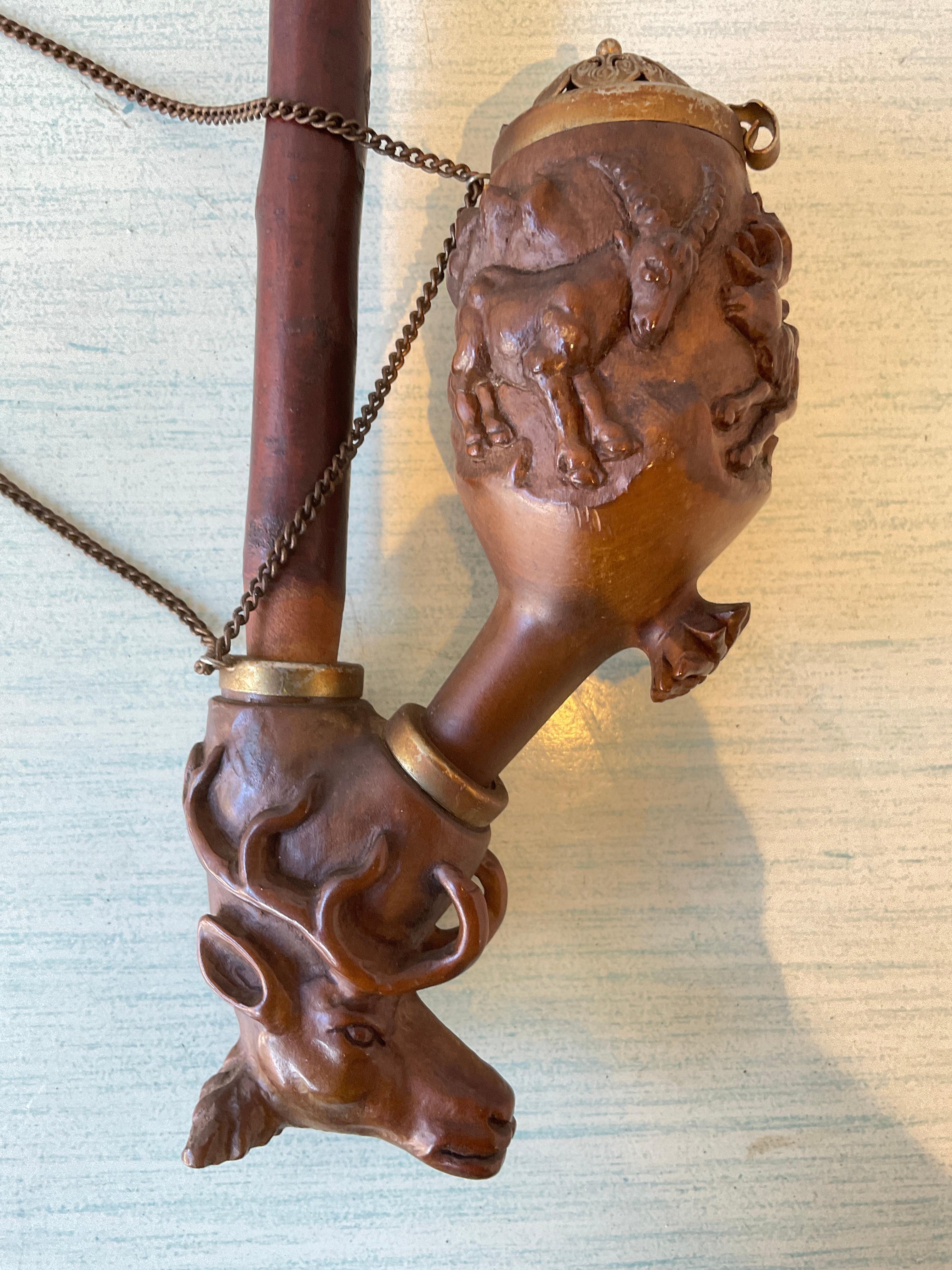 1930s German Black Forest Hand Carved Wood Pipe For Sale 3