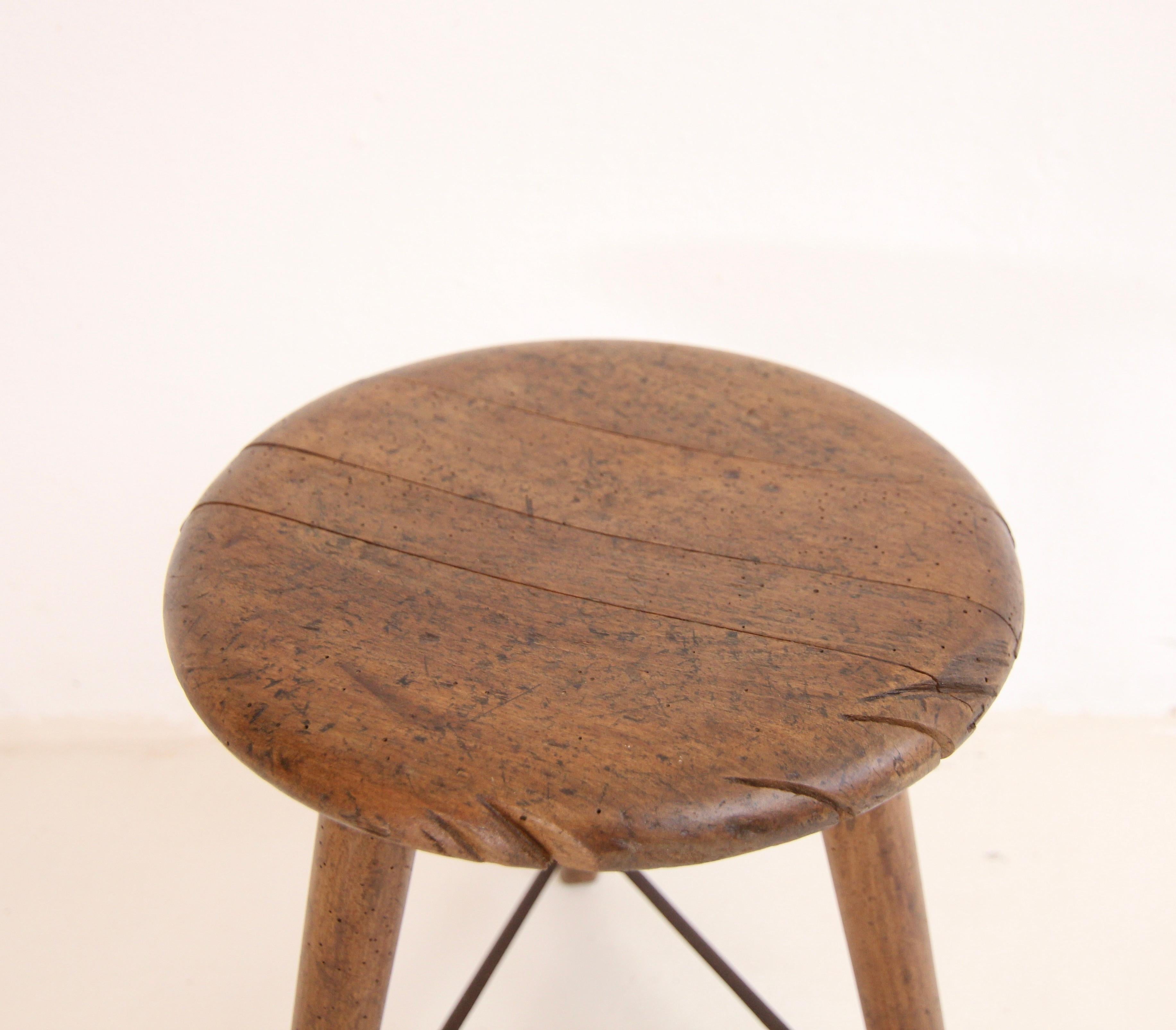 1930`s German Industrial AMA Tripod Wooden Stool For Sale 5
