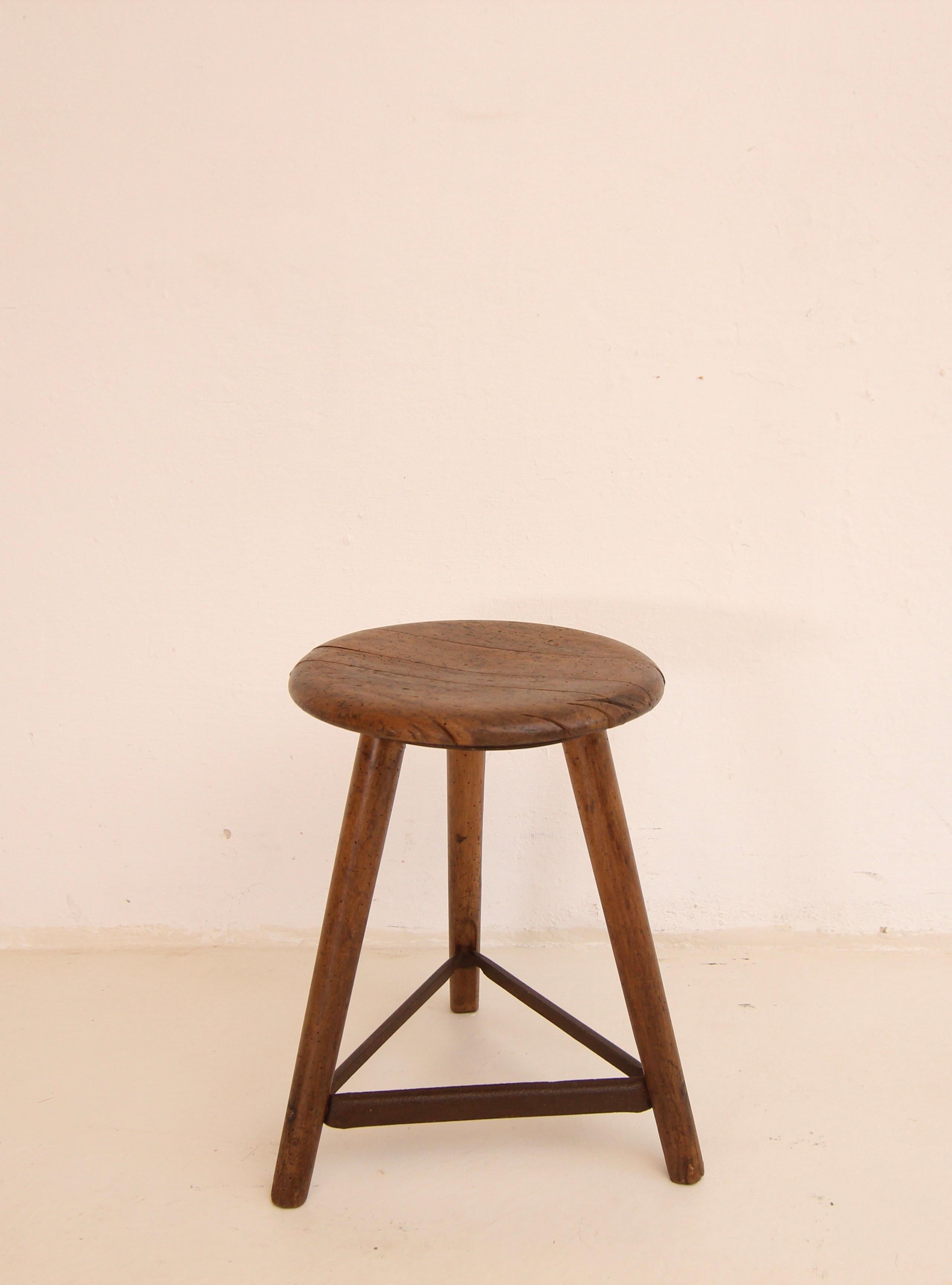 1930`s German Industrial AMA Tripod Wooden Stool For Sale 4