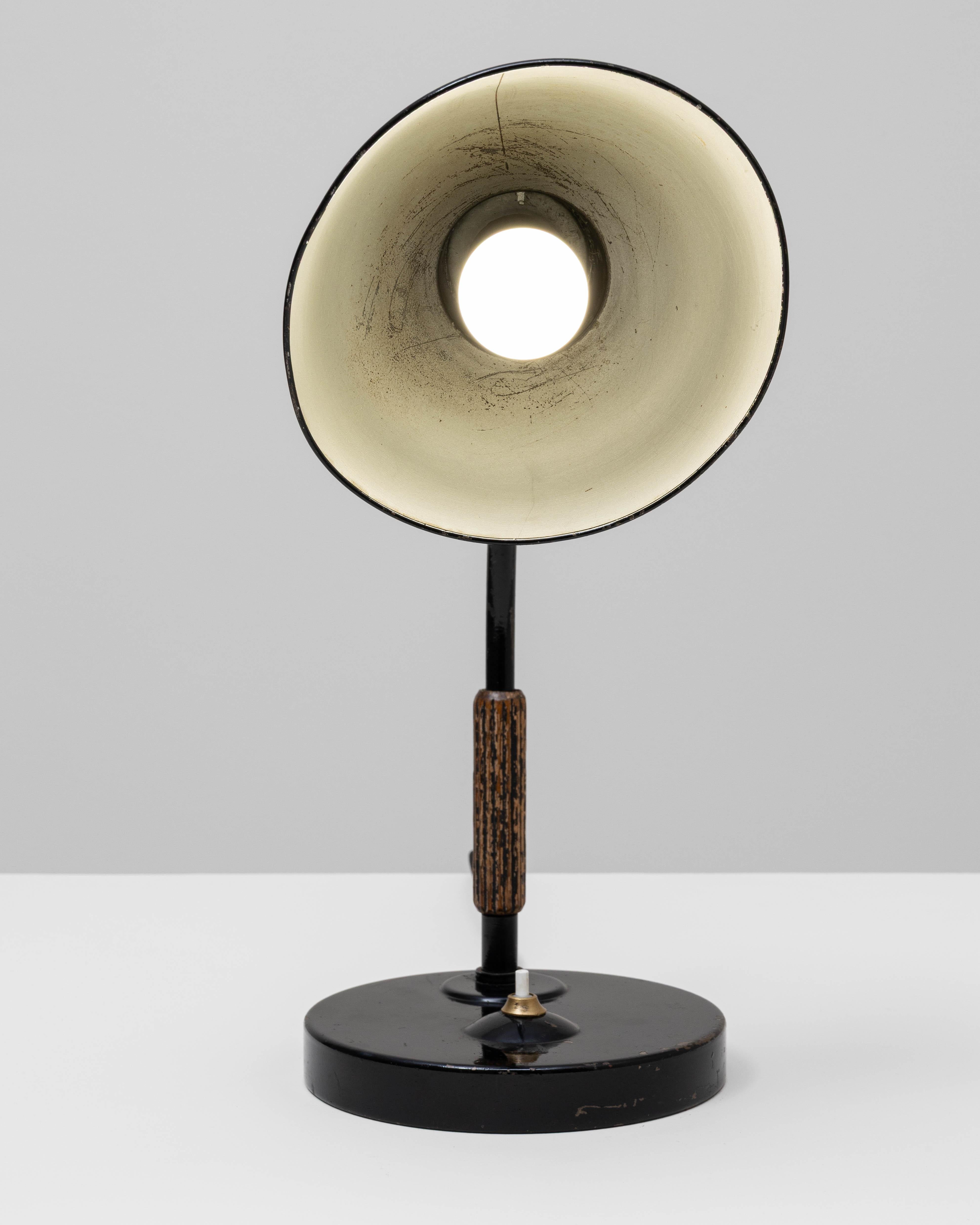 Lámpara de mesa alemana de metal modelo L99 de los años 30, de Siemens en venta 8