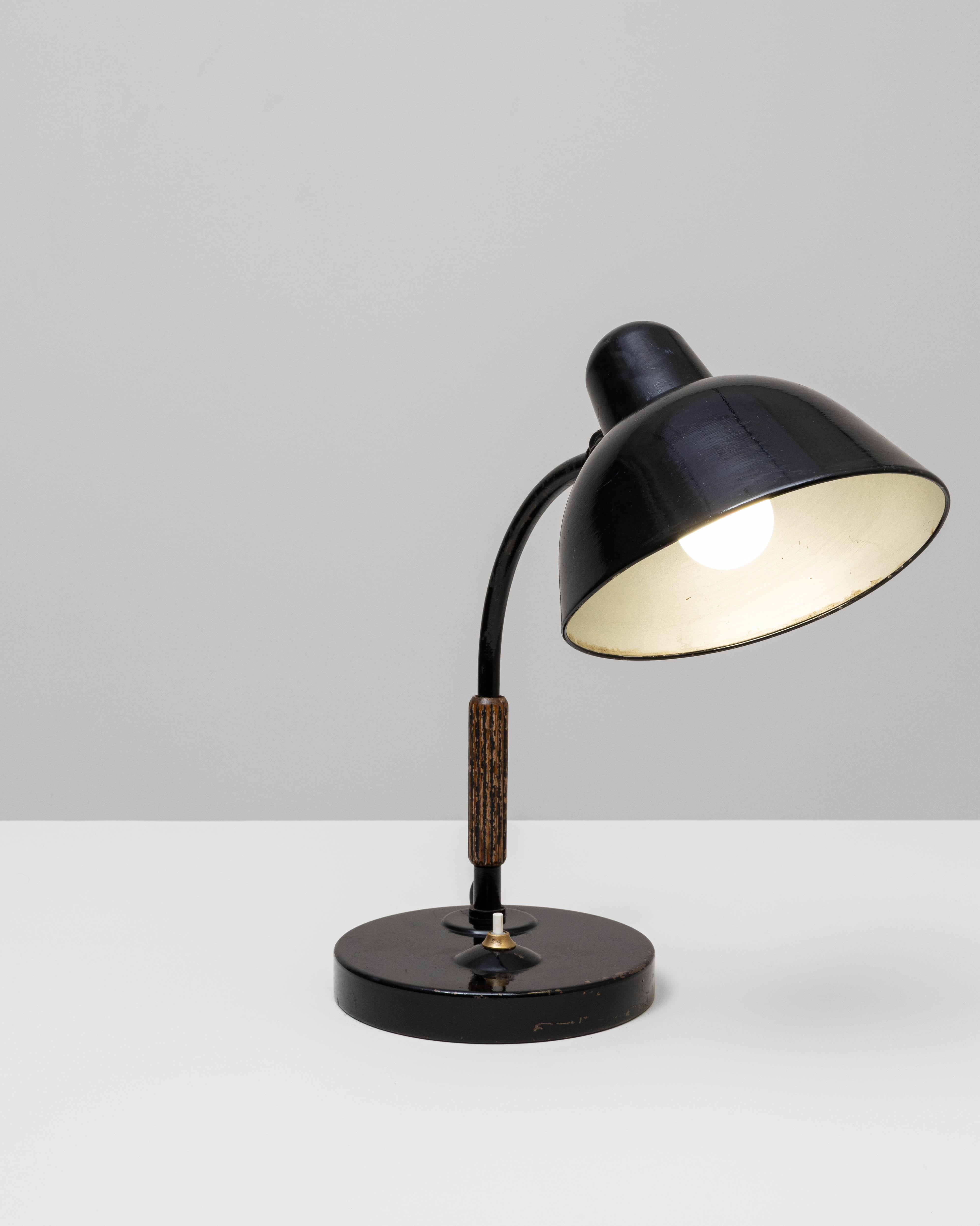 Lámpara de mesa alemana de metal modelo L99 de los años 30, de Siemens en venta 2