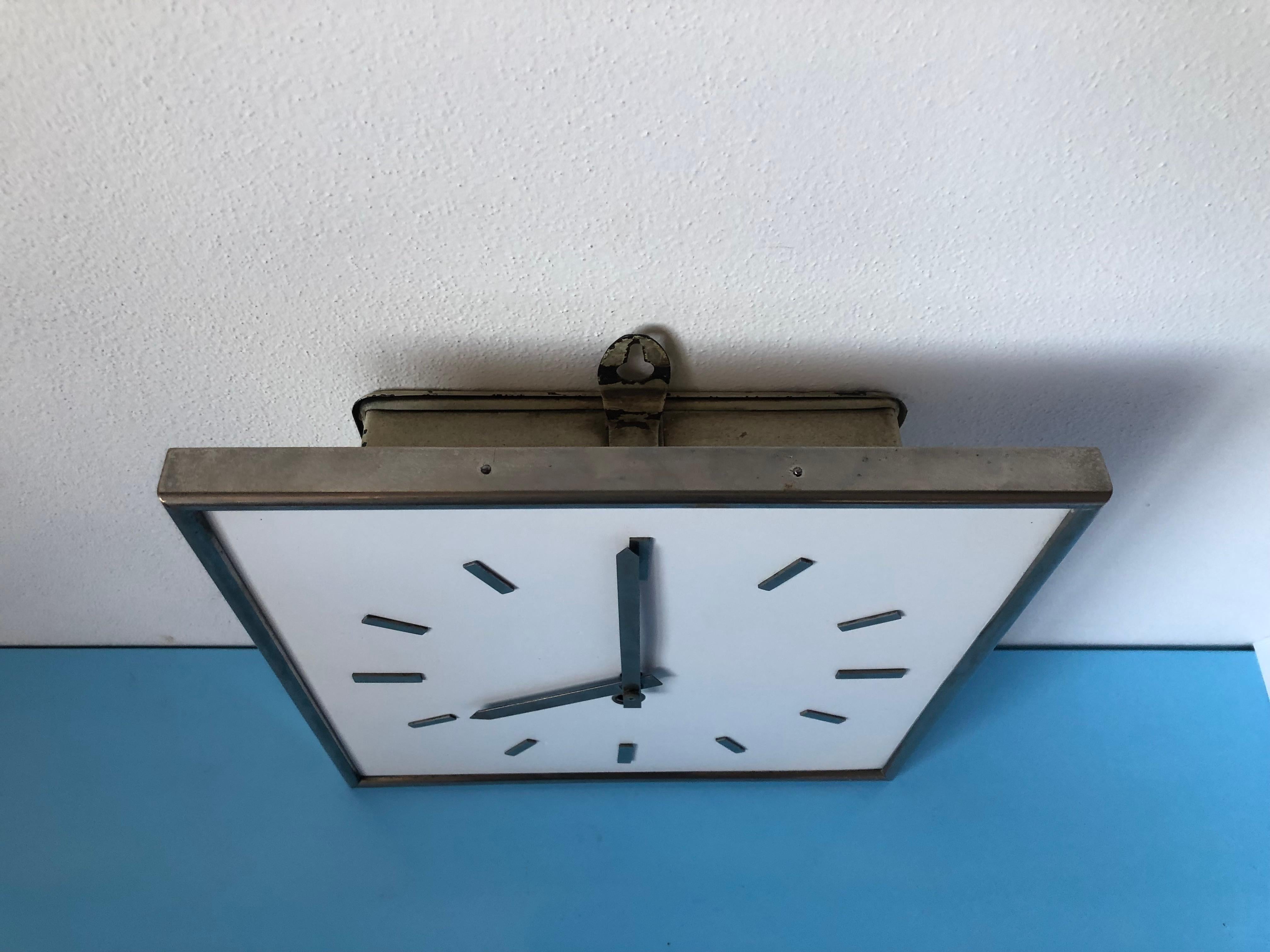 1930s Germany Wall Clock In Good Condition In Praha, CZ
