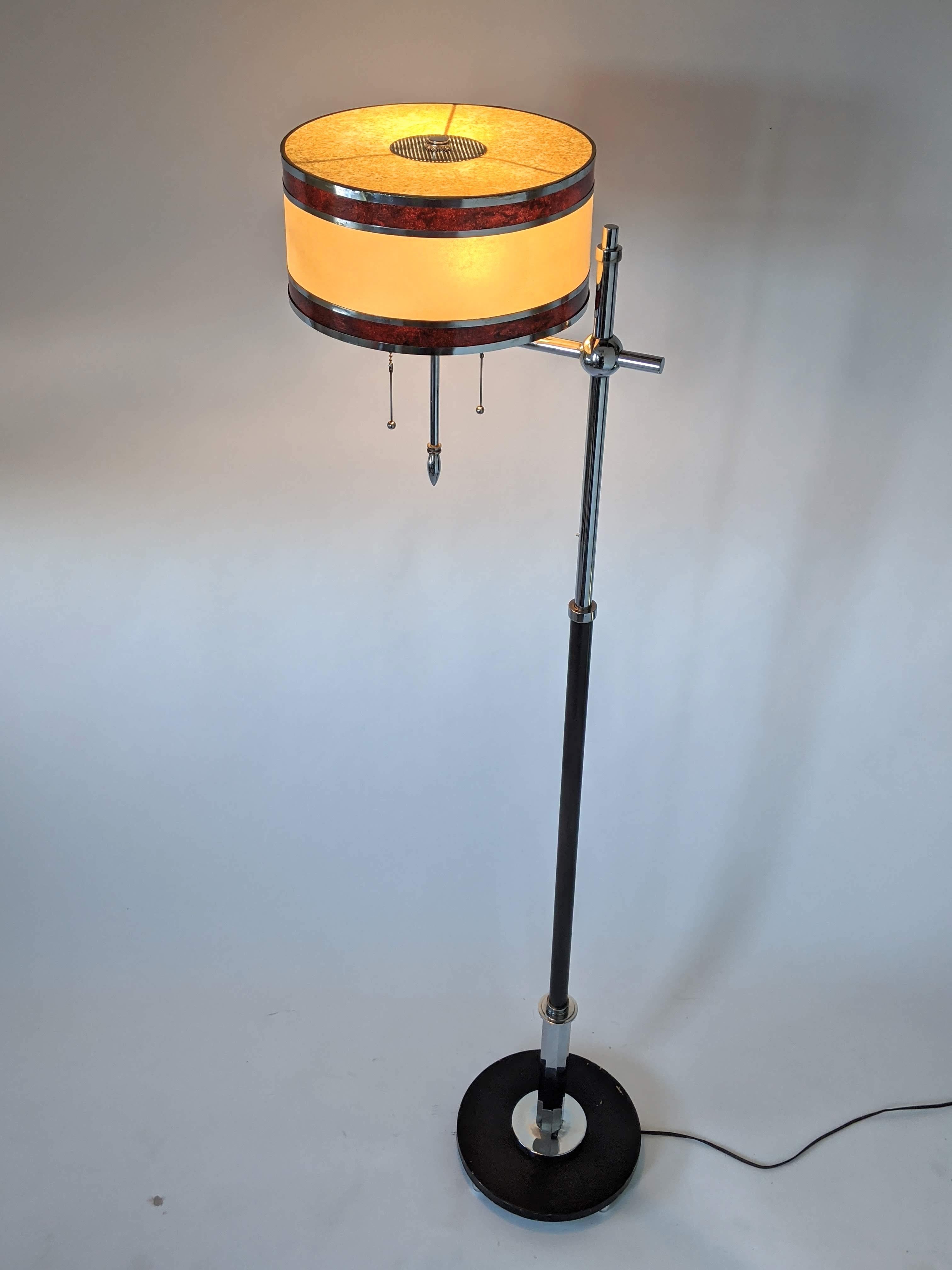1930s Gilbert Rohde Attributed Art Deco Telescopic Floor Lamp, USA In Good Condition In St- Leonard, Quebec
