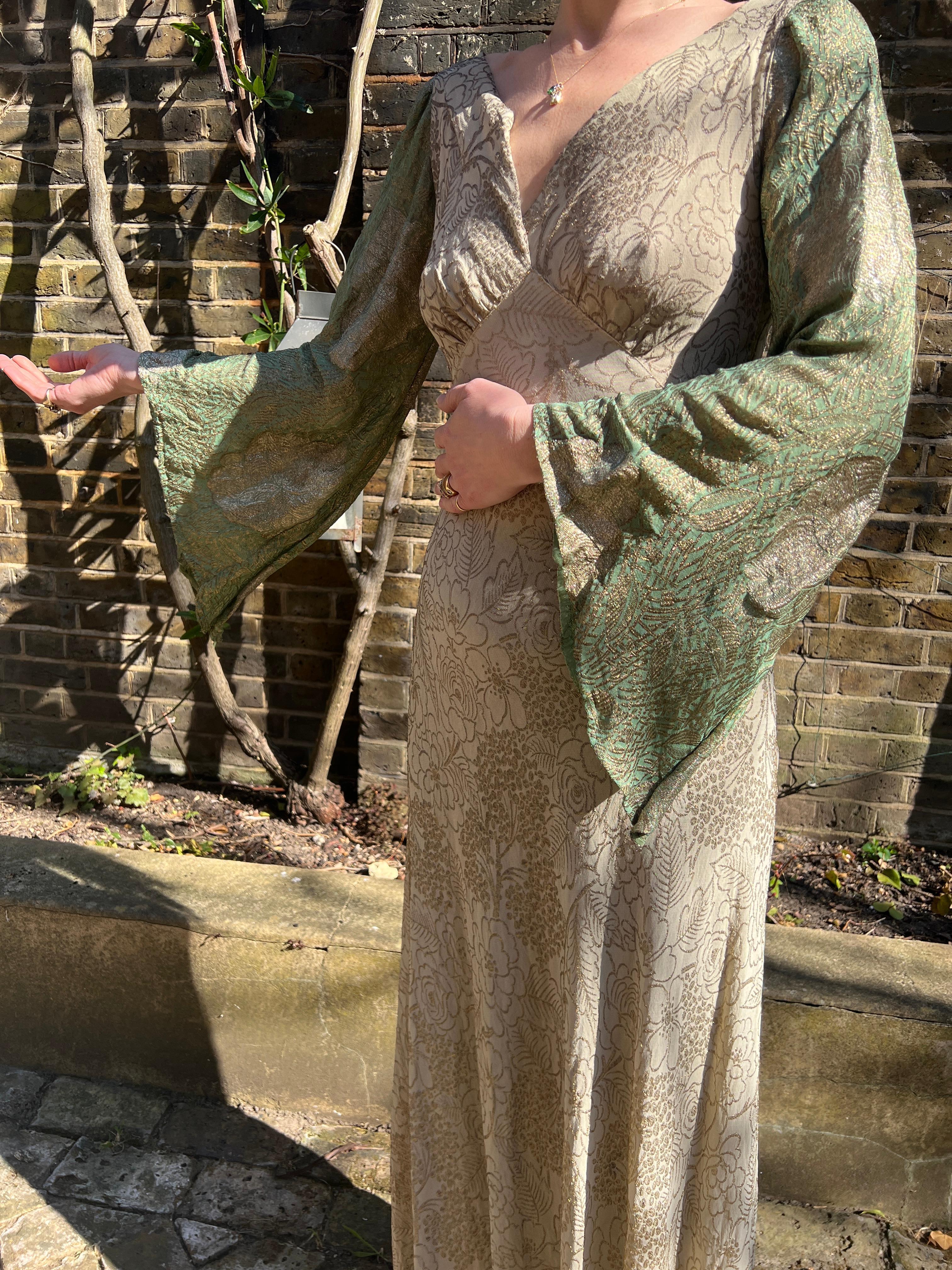 Women's 1930s Gold Floral Lame Dress with Green Lame Fluted Sleeves For Sale
