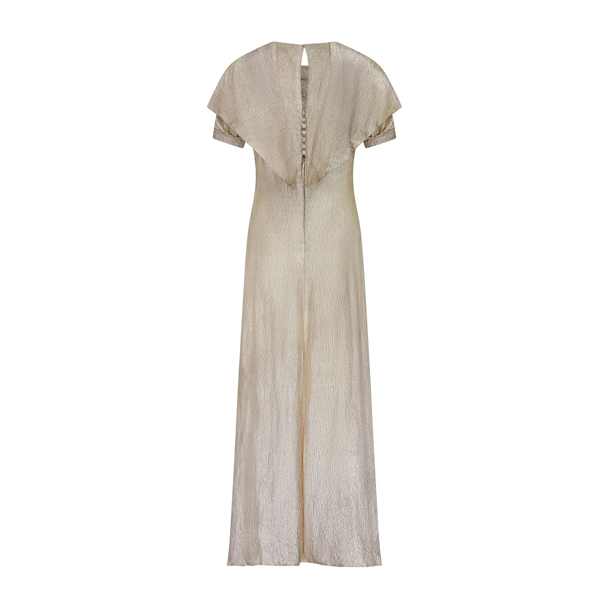 1930s Gold Lame Dress with Ruched Bodice and Sleeve Detail In Excellent Condition For Sale In London, GB