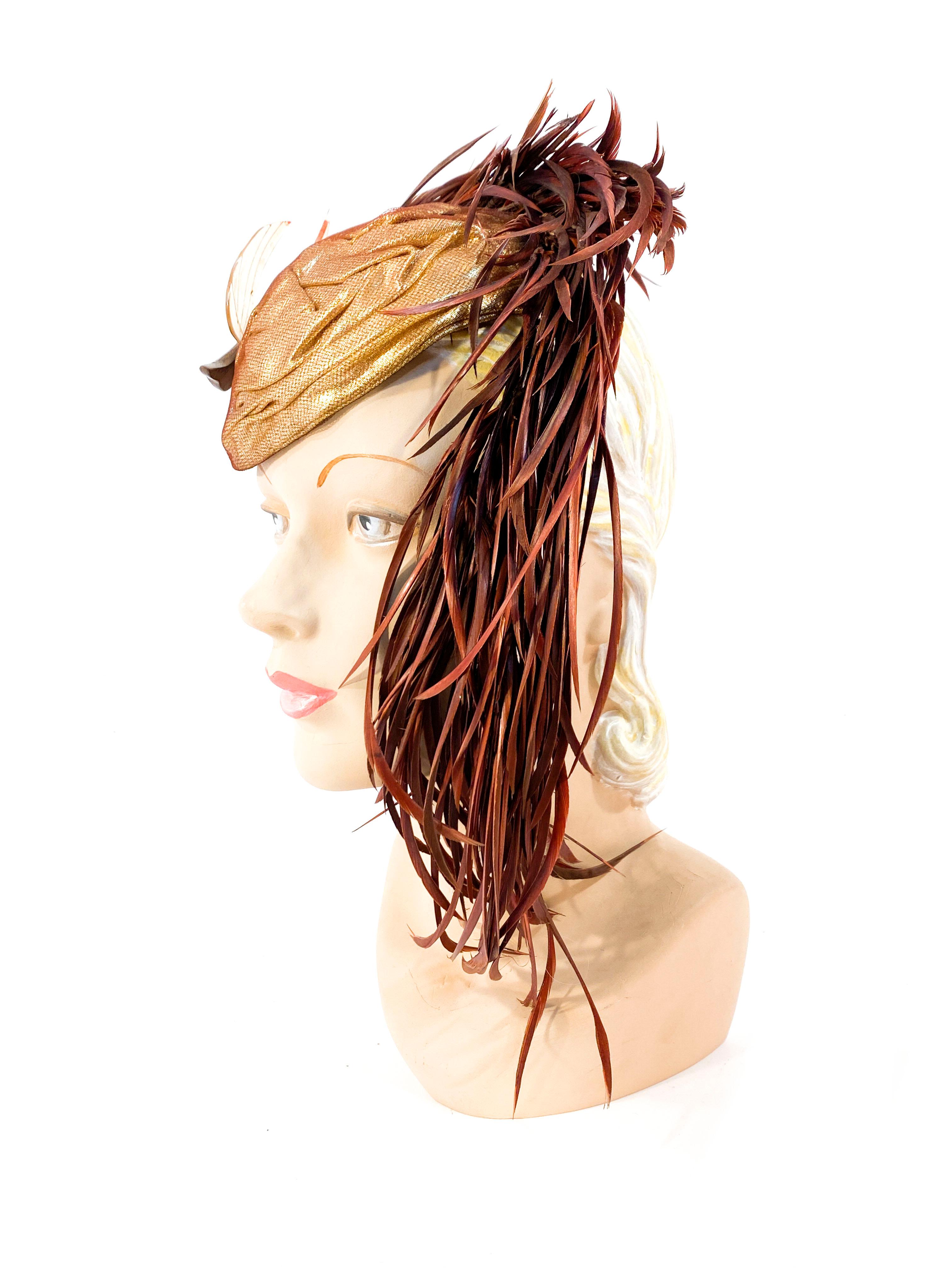 1930s Gold Lamé Sculpted Perch Hat with Bird/Feather Accent In Good Condition For Sale In San Francisco, CA