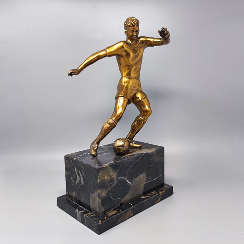 Italian 1930s Gorgeous Art Deco Football - Soccer Player Bronze Sculpture. Made in Italy For Sale