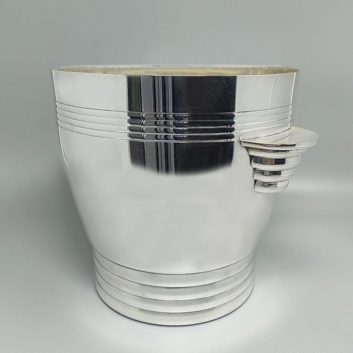 Mid-20th Century 1930s French Art Deco Champagne or Ice Bucket by Vuillermet in Silver Plated. For Sale