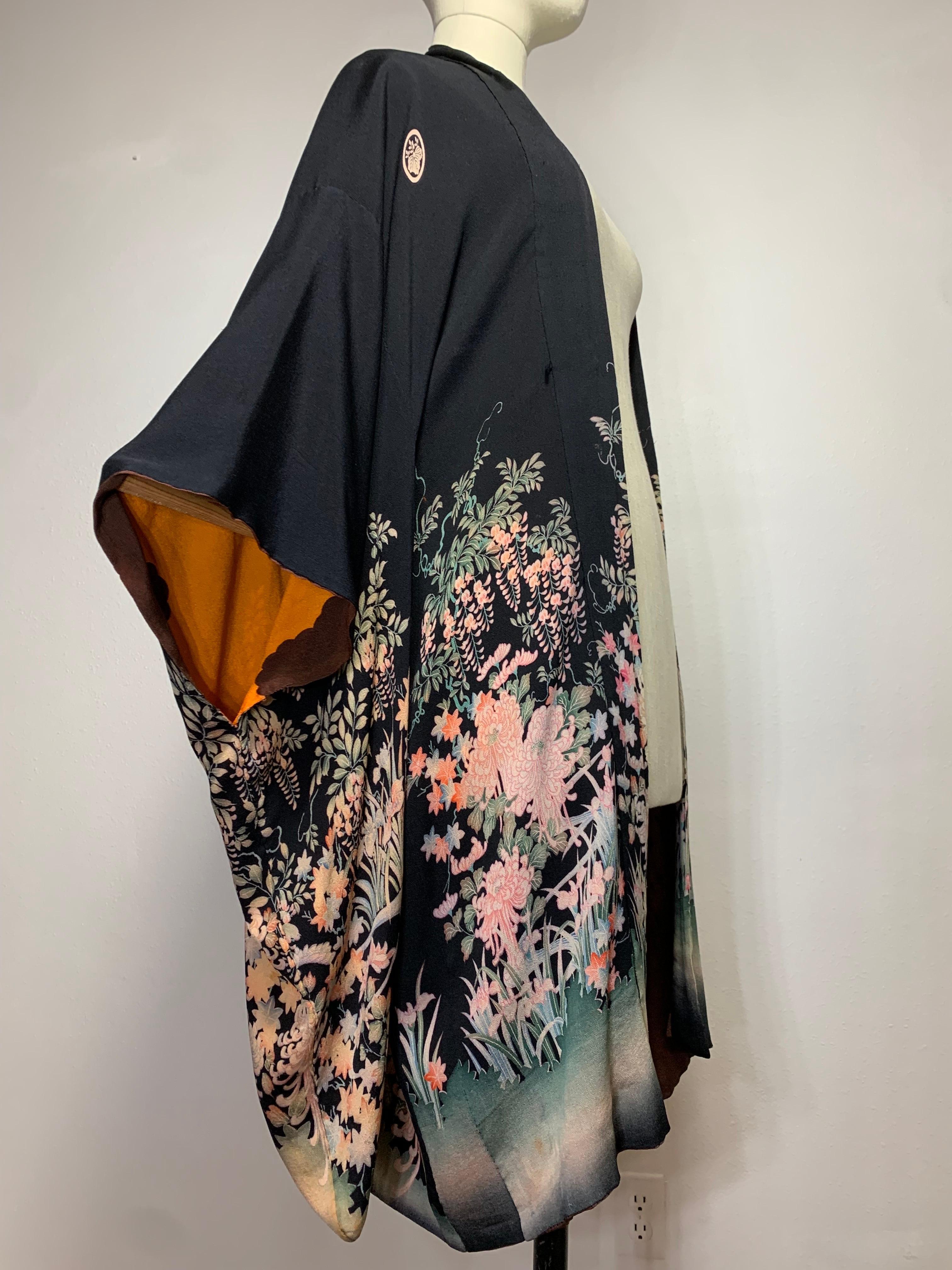 1930s Gorgeous Completely Reversible Silk Print Kimono in Marigold & Black For Sale 3