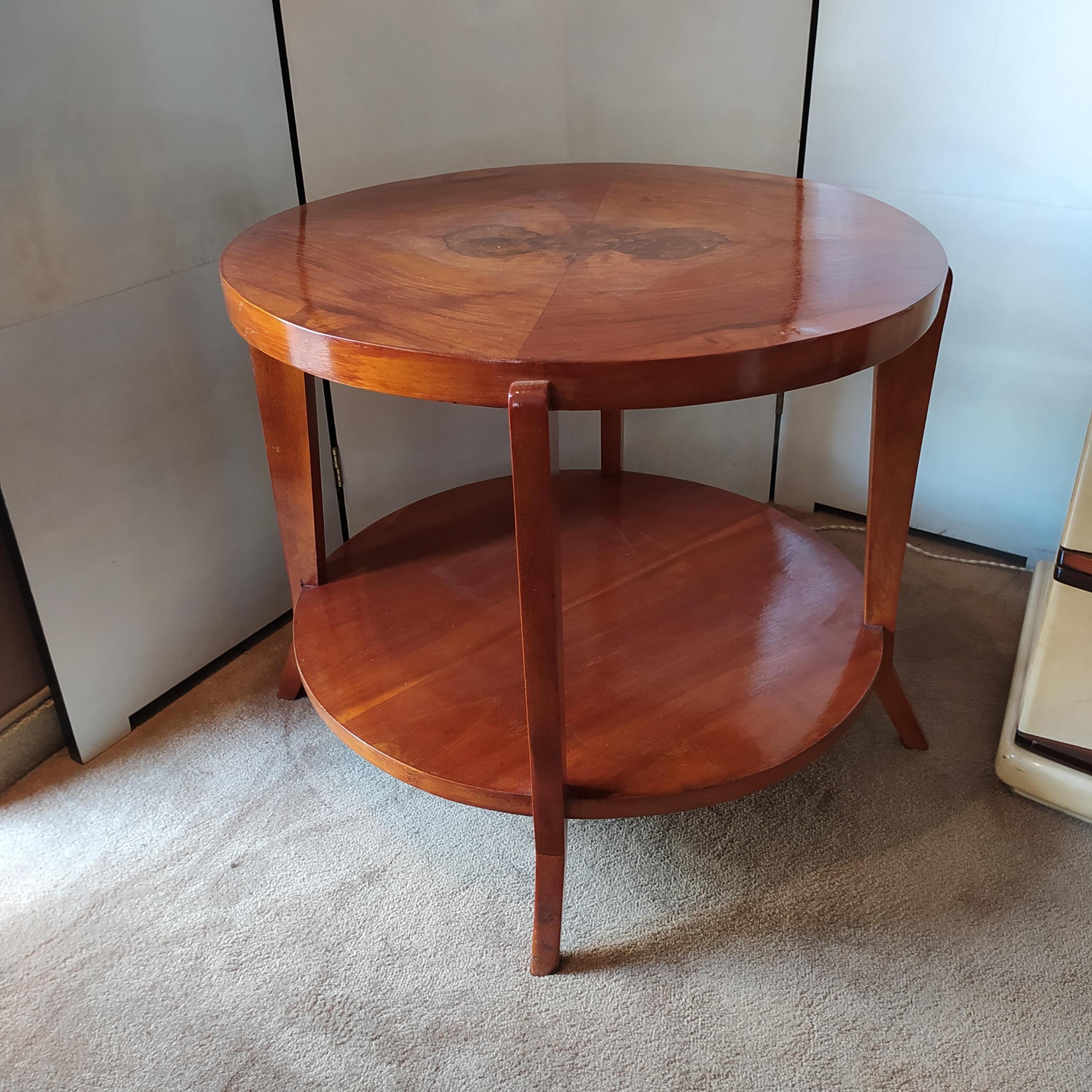 Art Deco 1930s Gorgeous Italian Table in Excellent Condition For Sale