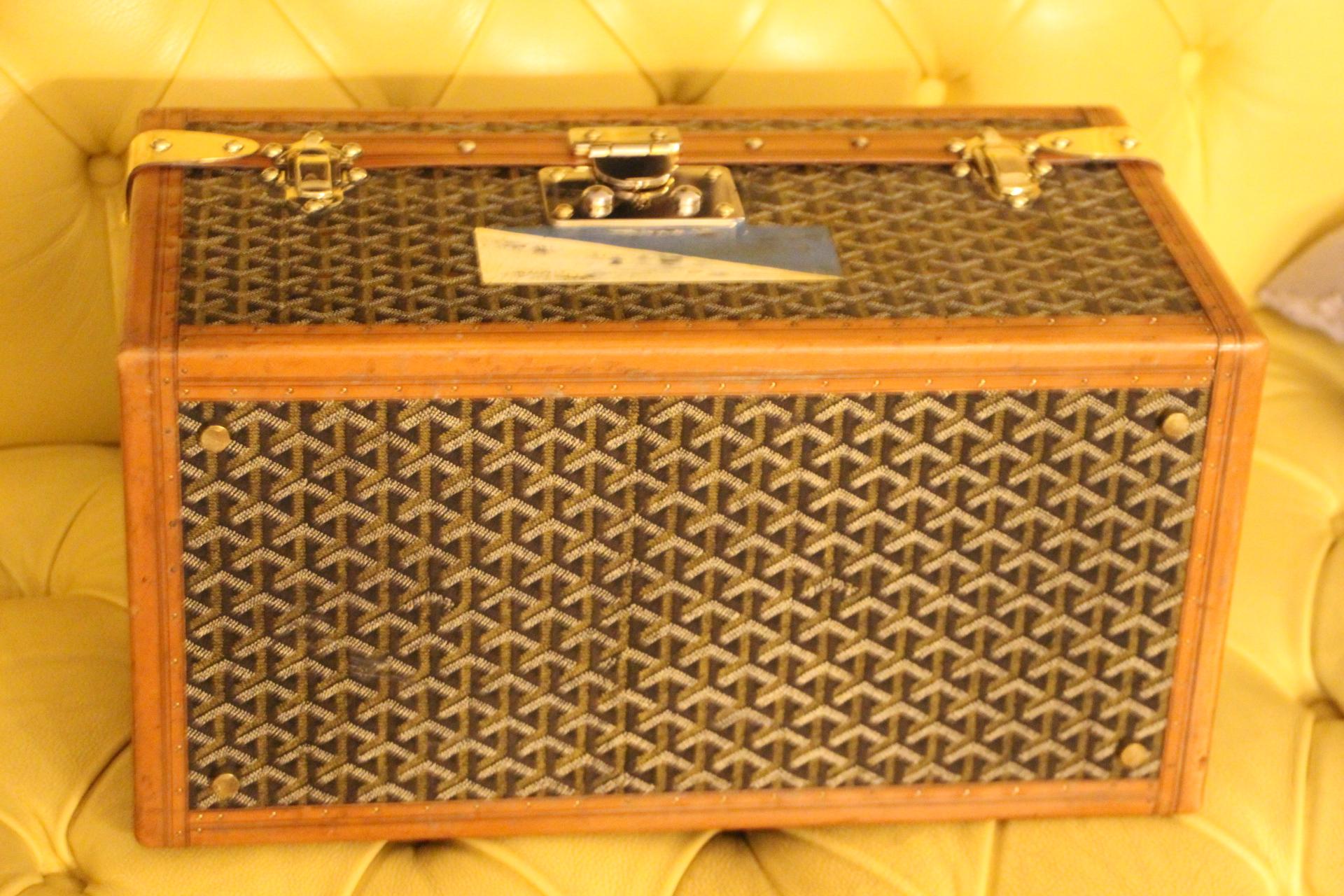 1930s Goyard Jewelry Case, Goyard Trunk, Goyard Train Case 4