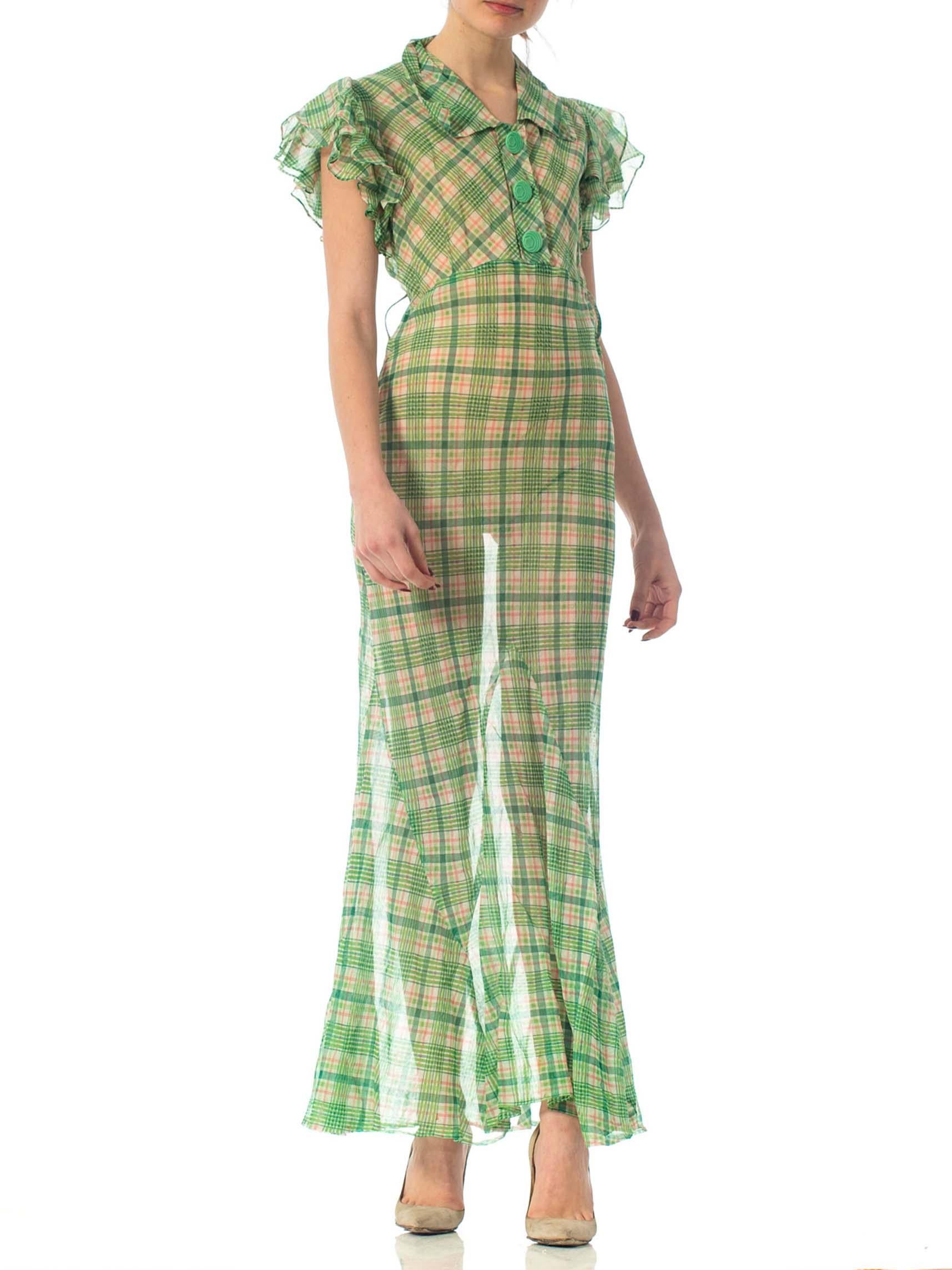 1930S Green Bias Cut Cotton Organdy Plaid Dress With Ruffle Cap Sleeves & Deco  In Excellent Condition In New York, NY