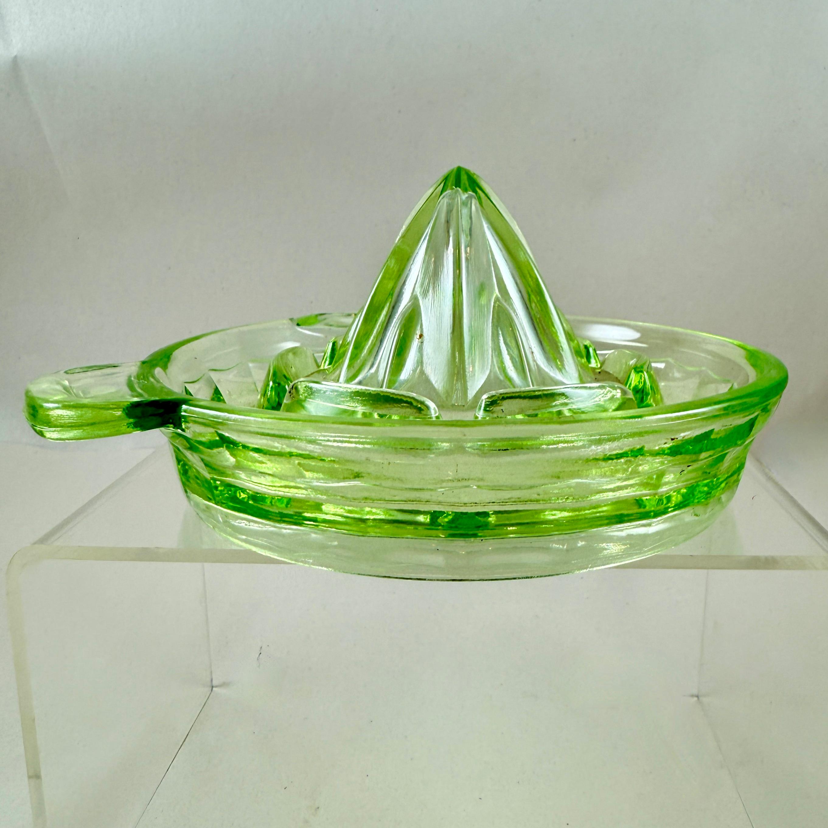 American 1930s Green Uranium Glass Citrus Reamer or Juicer For Sale