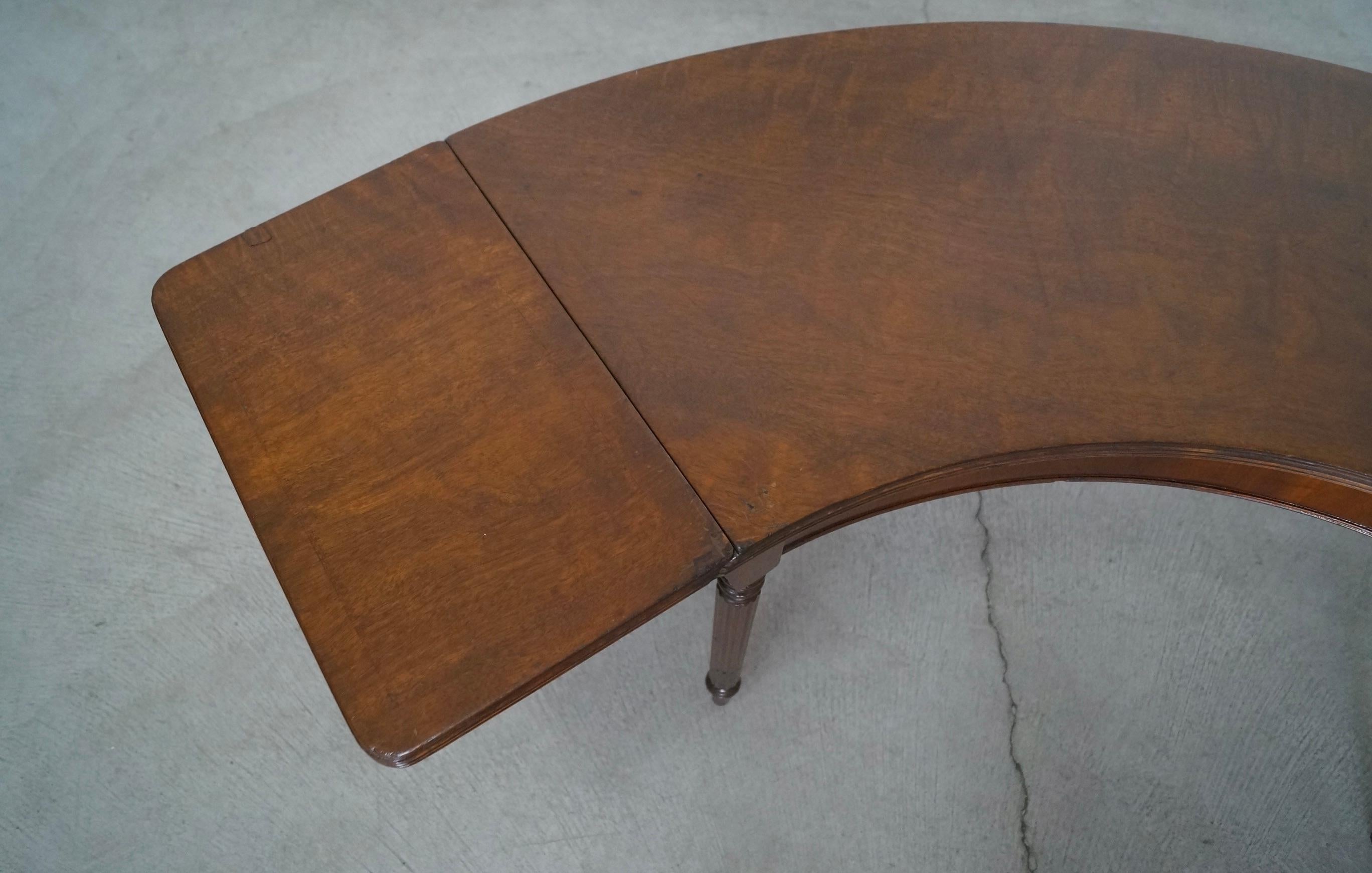 1930's Half-Moon Drop-Leaf Federal Coffee Table For Sale 4