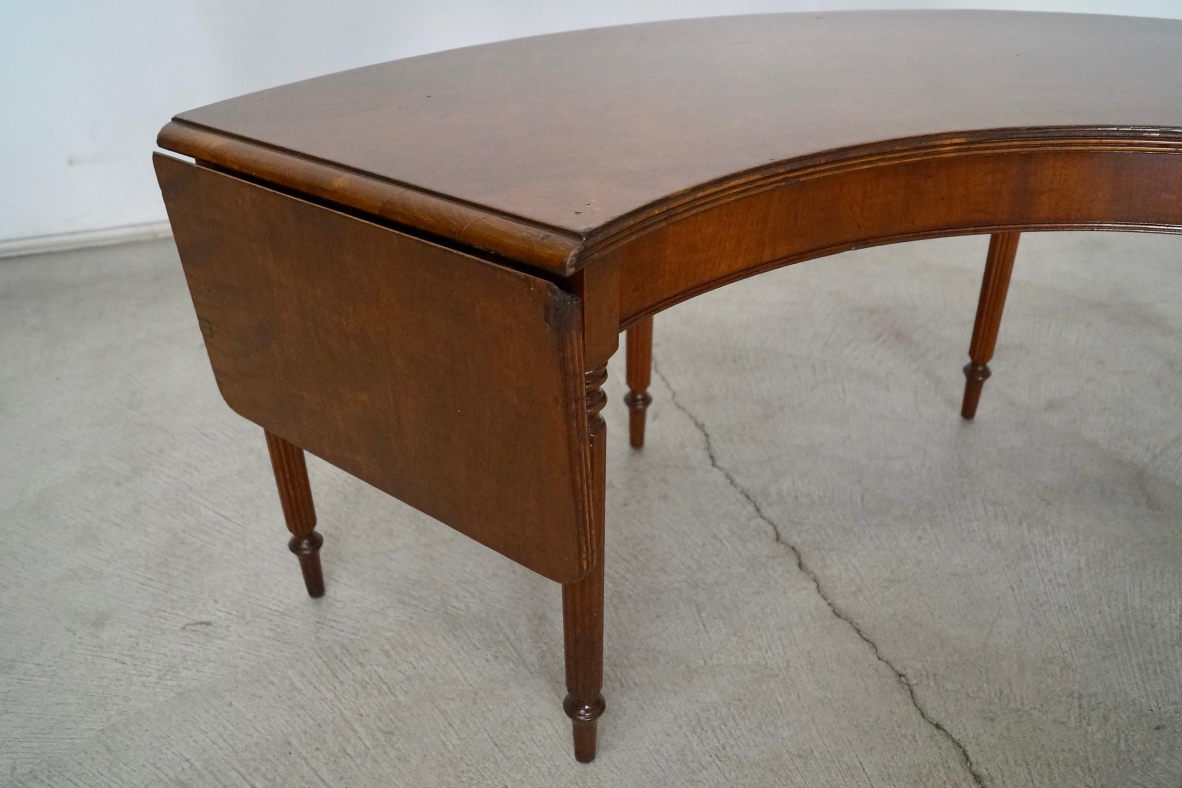 1930's Half-Moon Drop-Leaf Federal Coffee Table For Sale 7