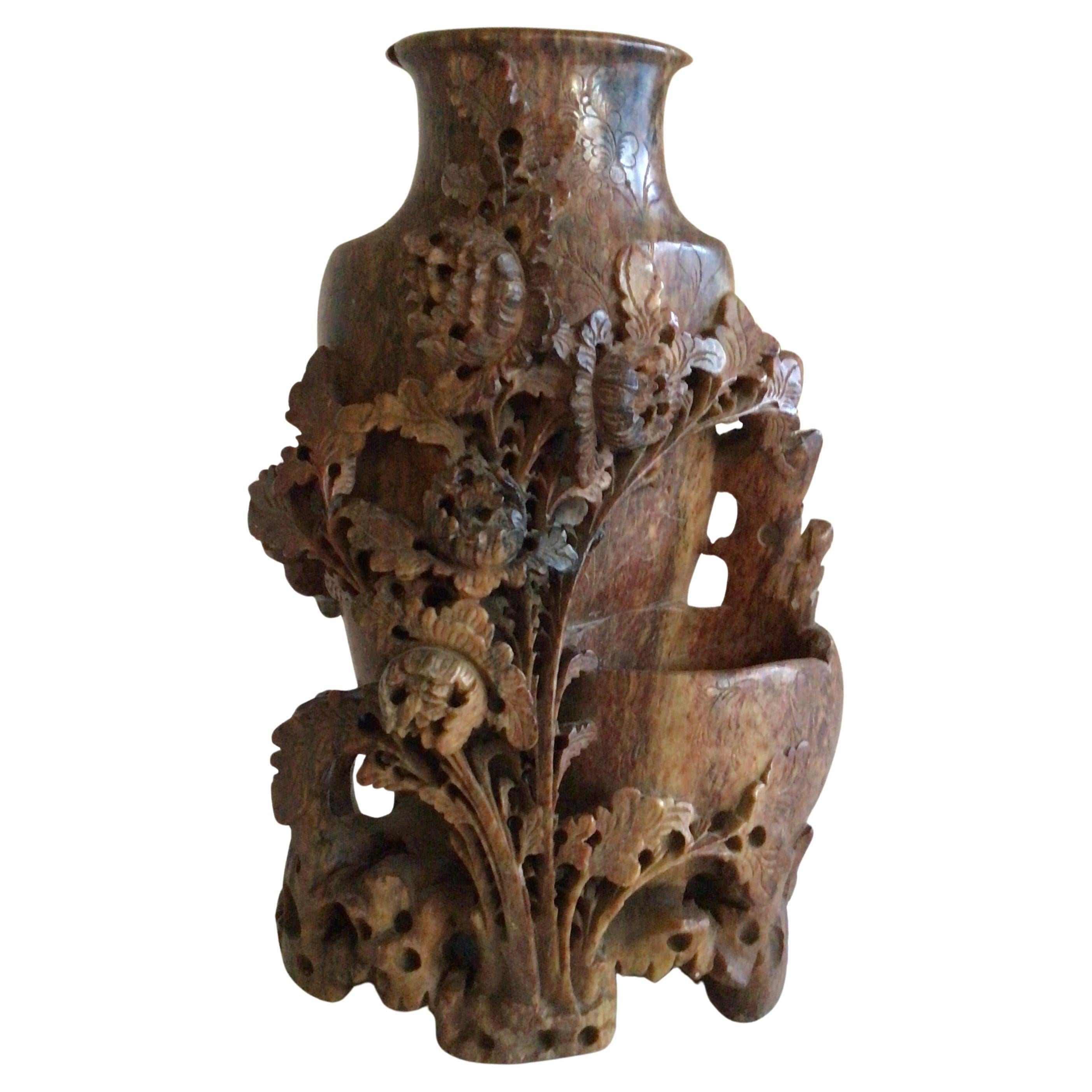 Vaso in pietra ollare intagliato a mano del 1930 in vendita