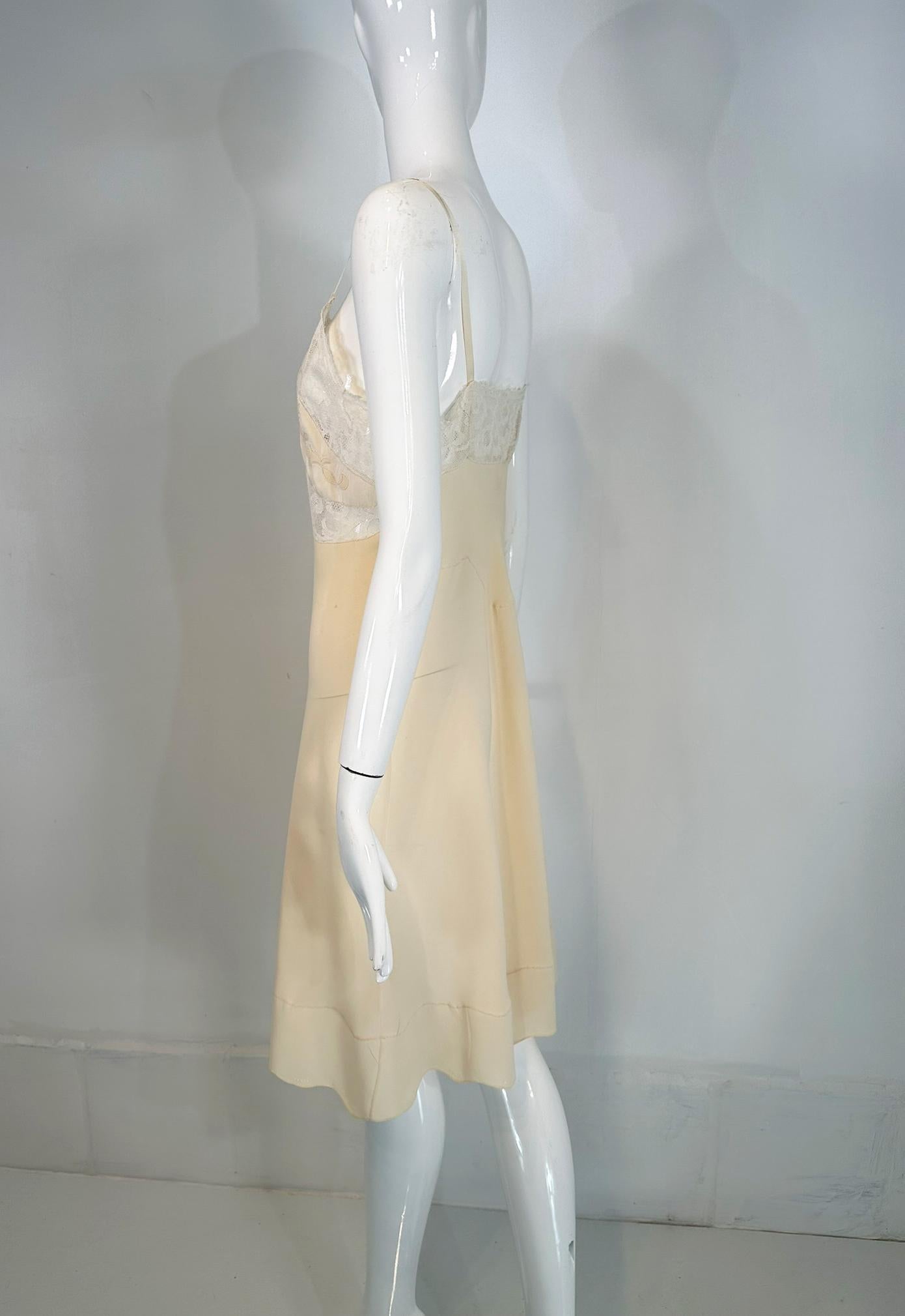 1930s Hand Made Cream Silk Chiffon Bobbin Lace Applique & Embroidered  Slip For Sale 6