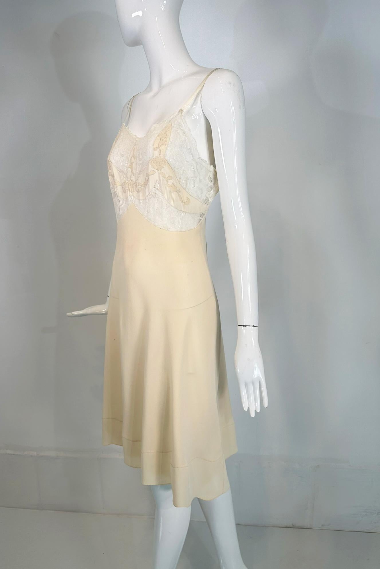 1930s Hand Made Cream Silk Chiffon Bobbin Lace Applique & Embroidered  Slip For Sale 8