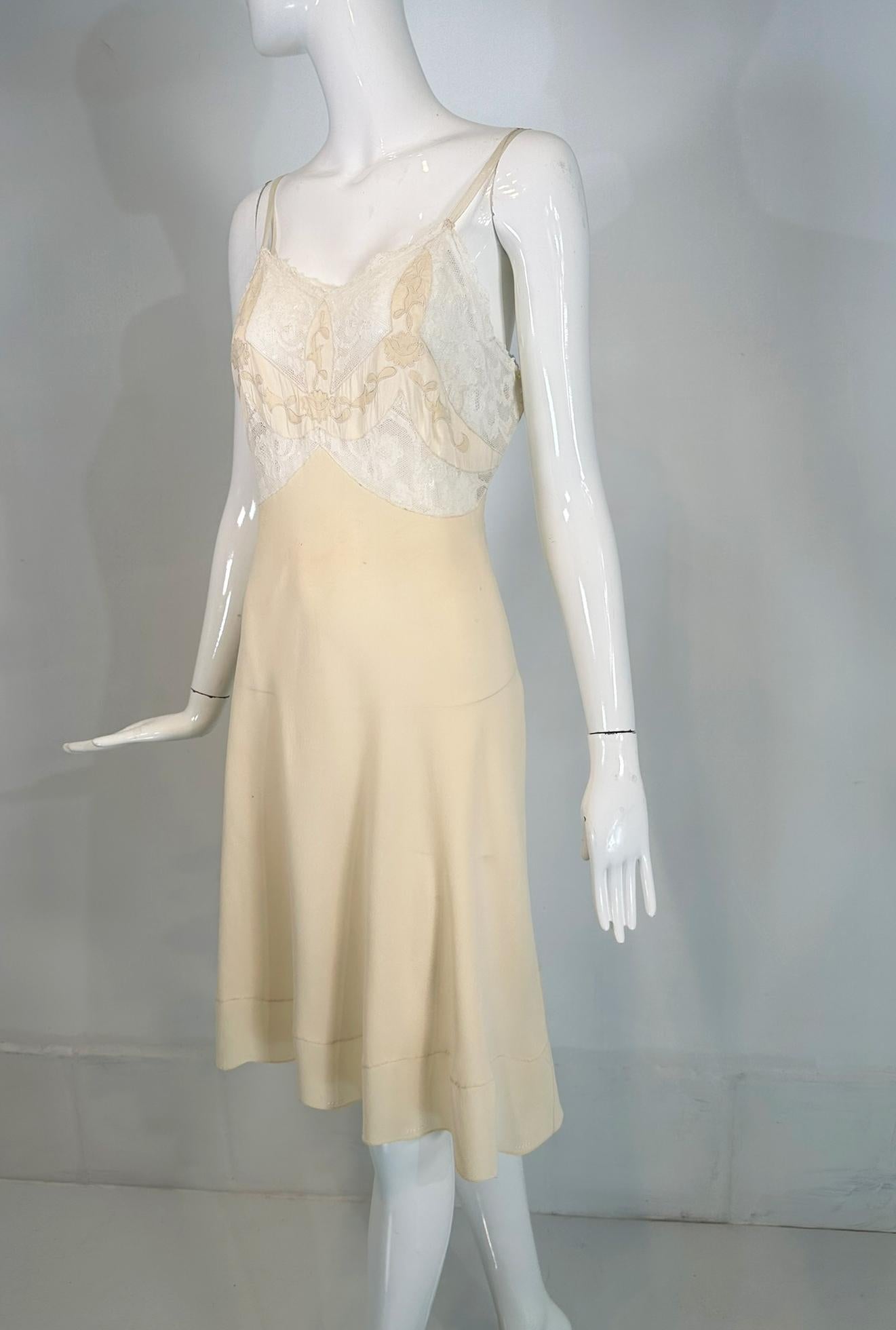 1930s Hand Made Cream Silk Chiffon Bobbin Lace Applique & Embroidered  Slip For Sale 9
