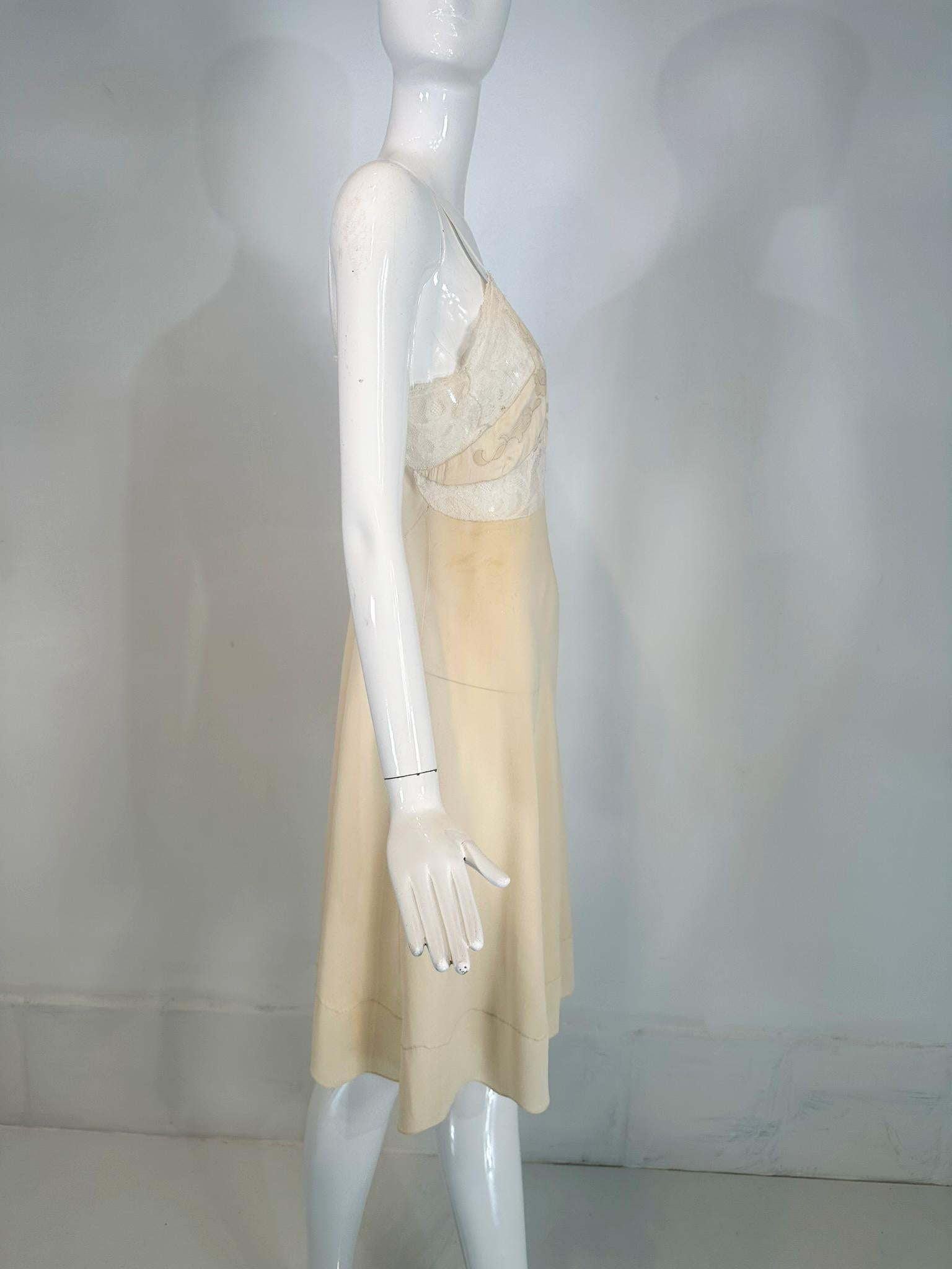 1930s Hand Made Cream Silk Chiffon Bobbin Lace Applique & Embroidered  Slip For Sale 1