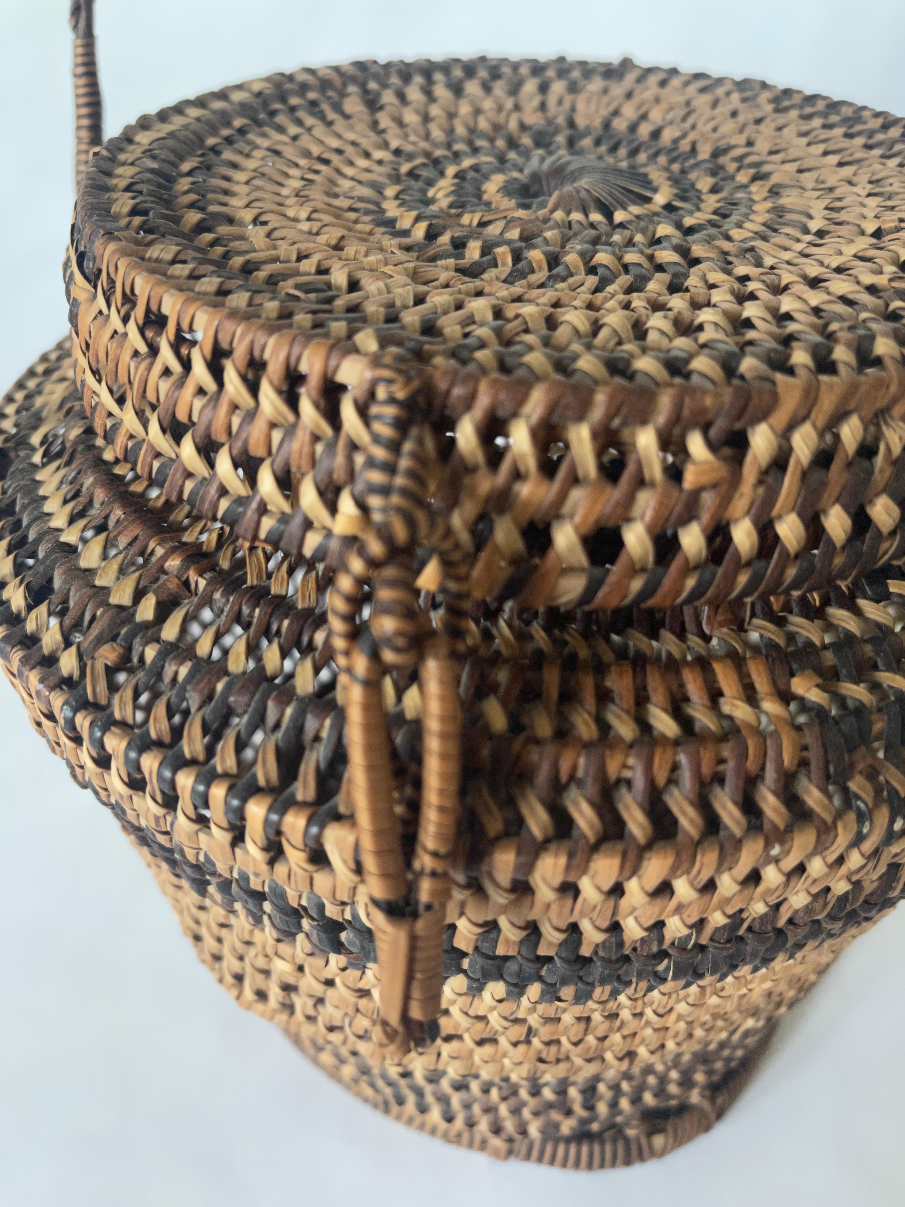 Brown 1930's Hand Woven Fish Basket Purse Bucket Bag For Sale