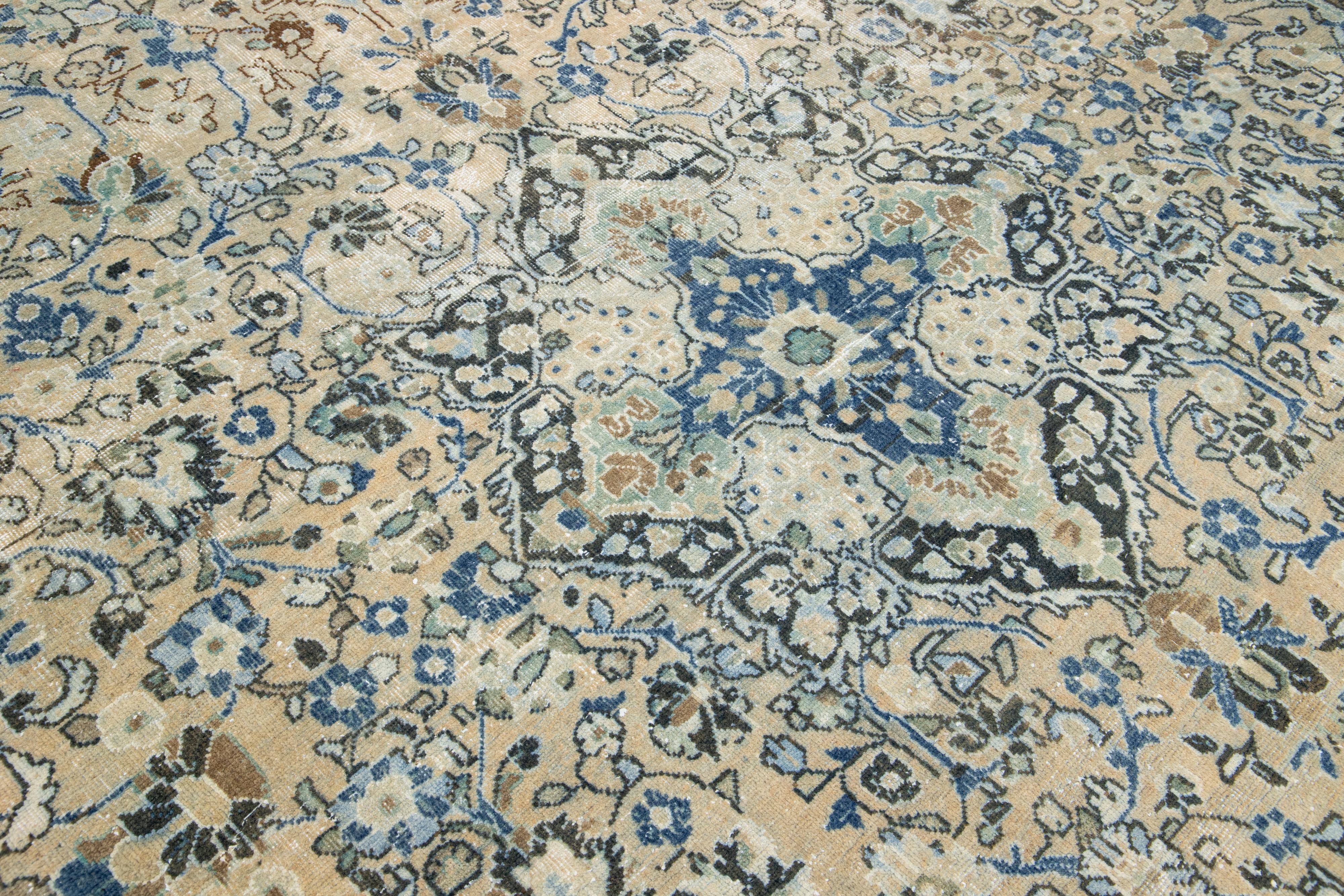 1930's Handmade Persian Mahal Wool Rug Featuring an Allover Blue Pattern  For Sale 3