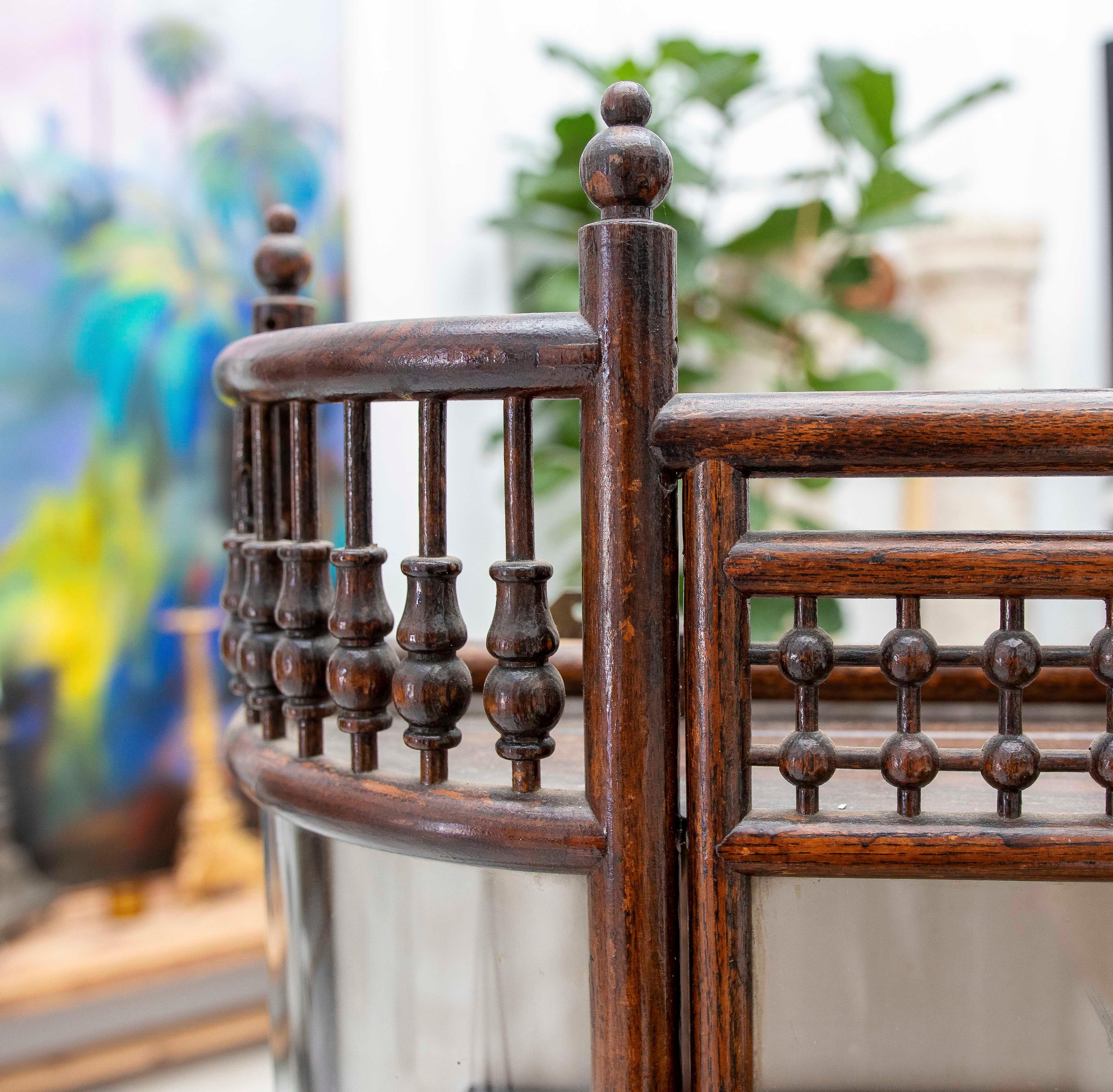 1930s Hanging Display Case in Turned Wood and Glass with Rounded Forms For Sale 11