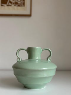 1930er Harald Östergren Münzgrüne Keramikvase, Upsala Ekeby, Schweden