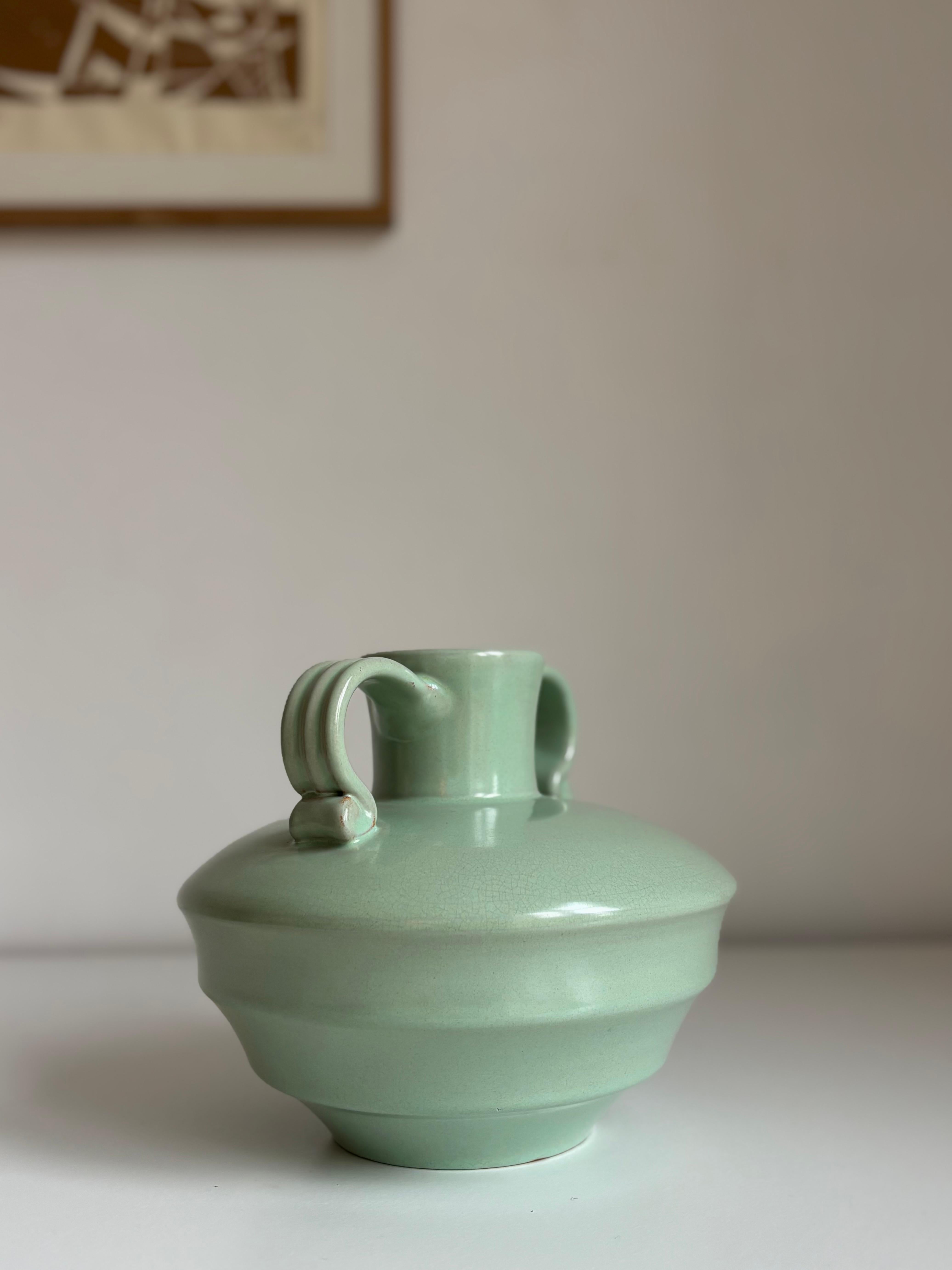 Art déco Vase en céramique vert menthe de Harald Östergren des années 1930, Upsala Ekeby, Suède en vente