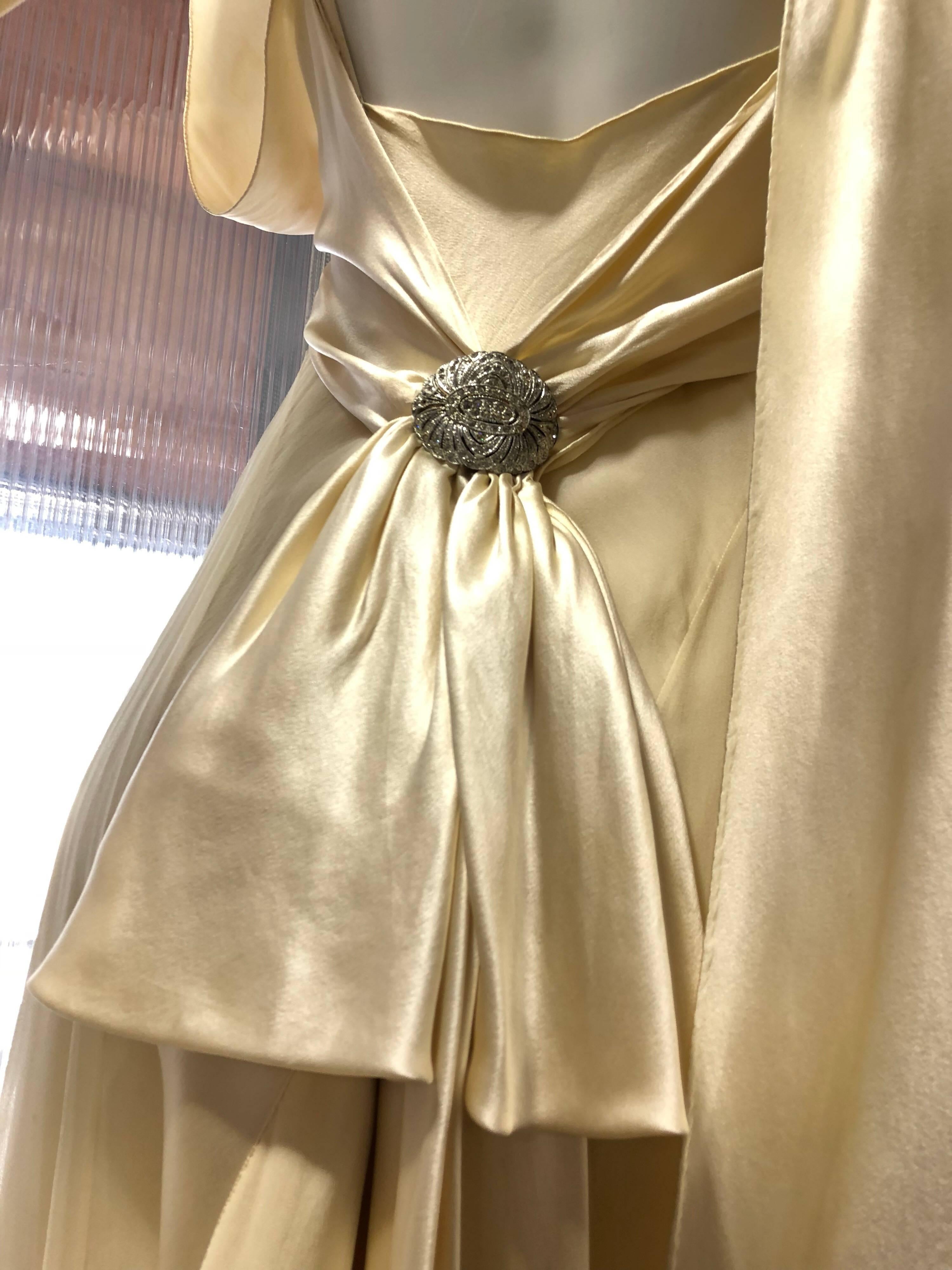 Hattie Carnegie Art Deco Bias Gown in Candlelight Silk Satin and Chiffon, 1930s  In Excellent Condition In Gresham, OR