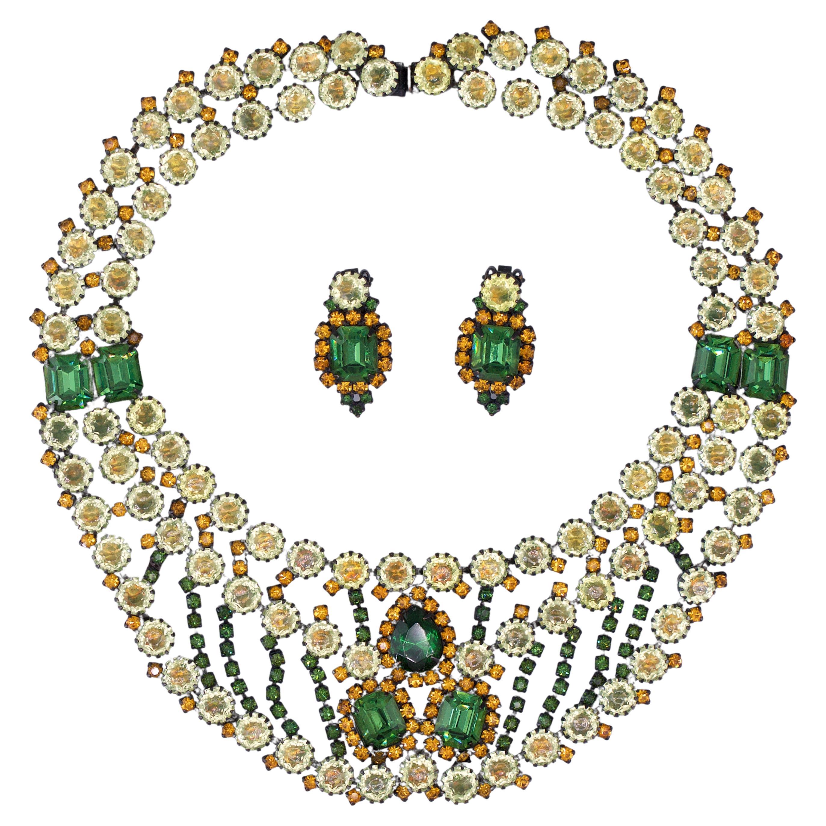 Uranium HOBE Festoon Bib Glas Halskette Ohrringe Hollywood 1930er Jahre Schmuck im Angebot