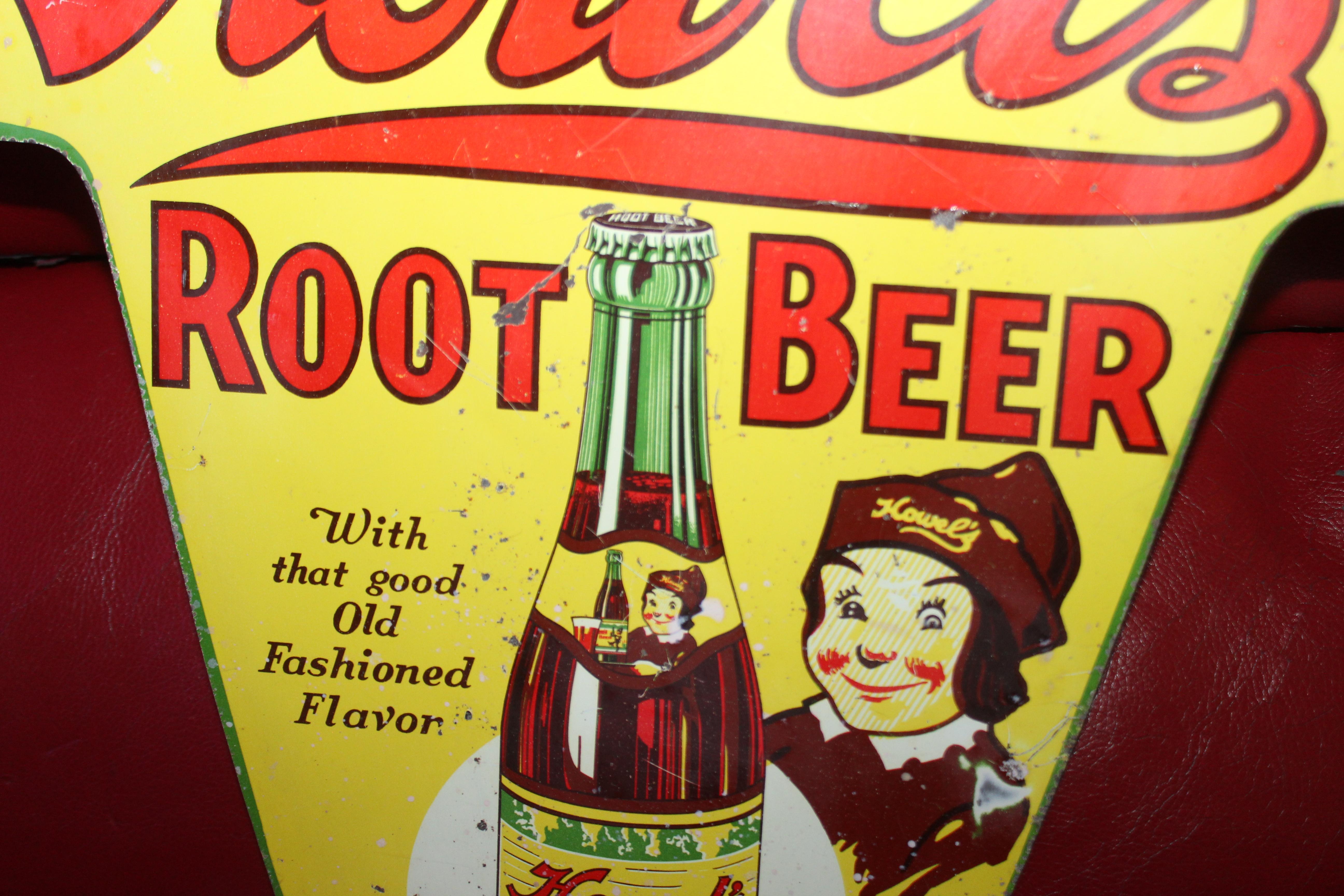 1930s Howell's Root Beer Soda Double Sided Tin Sign For Sale 5