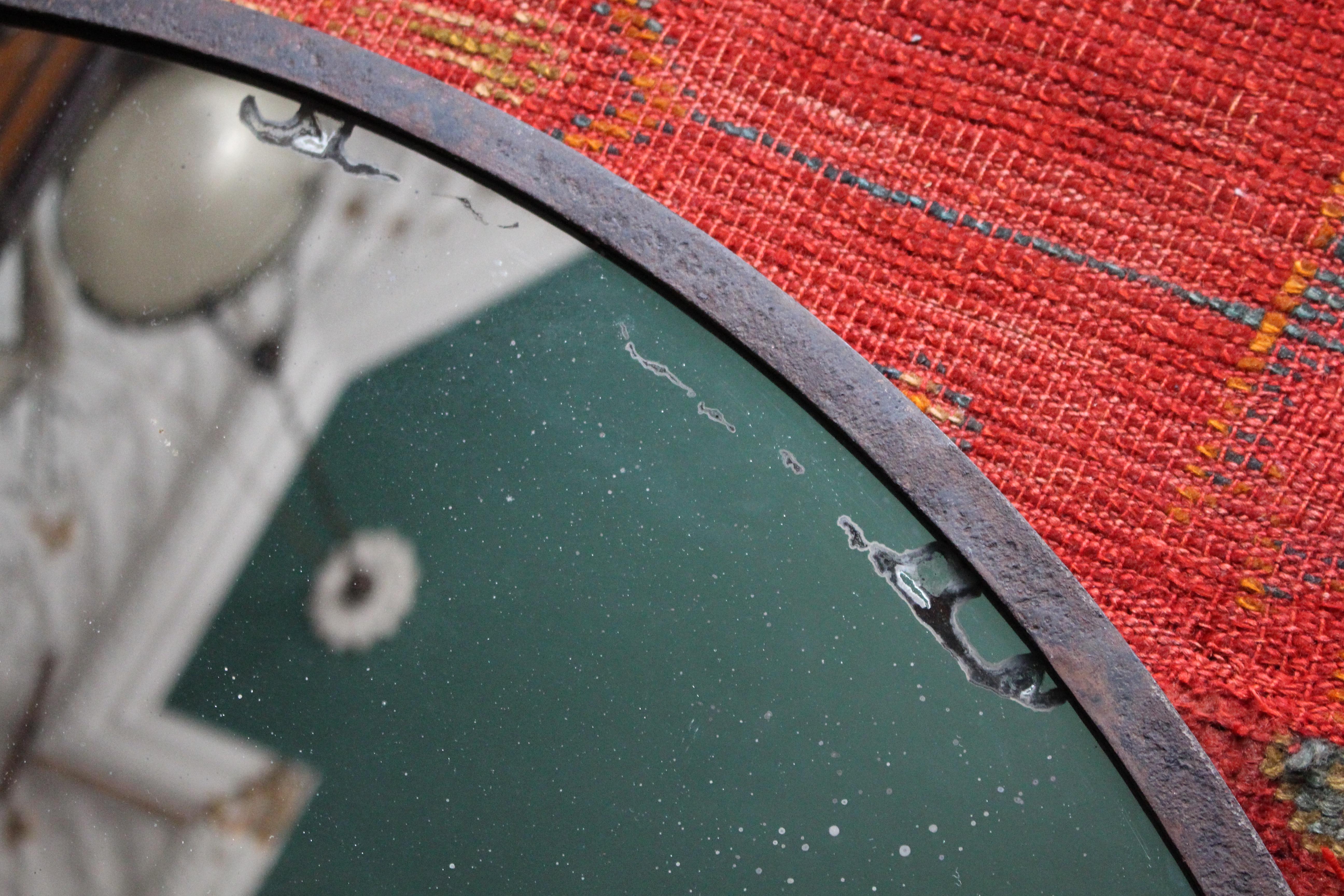 1930's Huge Industrial Foxed & Pitted Convex Railway Mirror In Good Condition For Sale In Lowestoft, GB