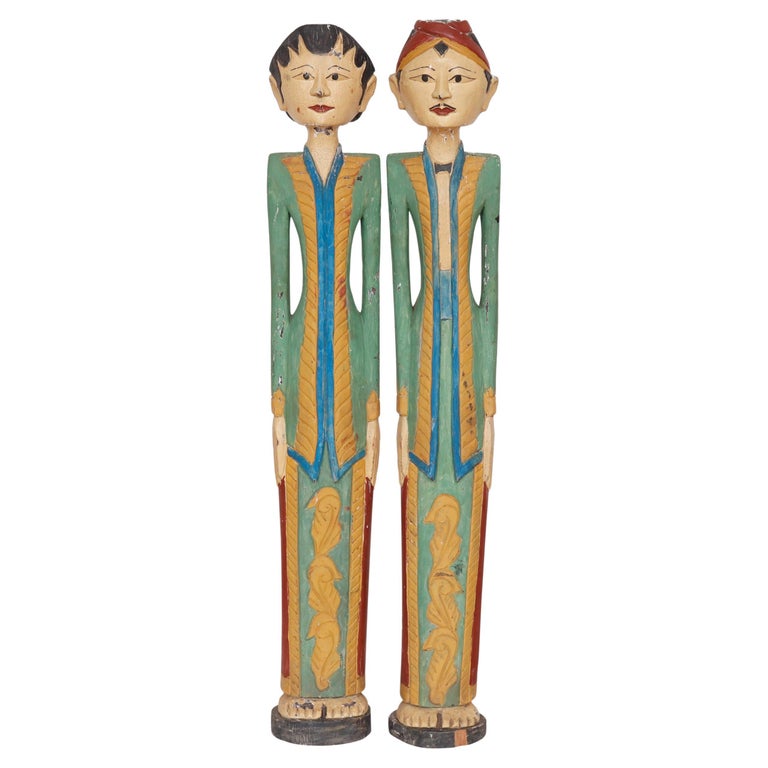1930’s Indonesian Carved Wooden Figures, Set of 2 For Sale at 1stDibs