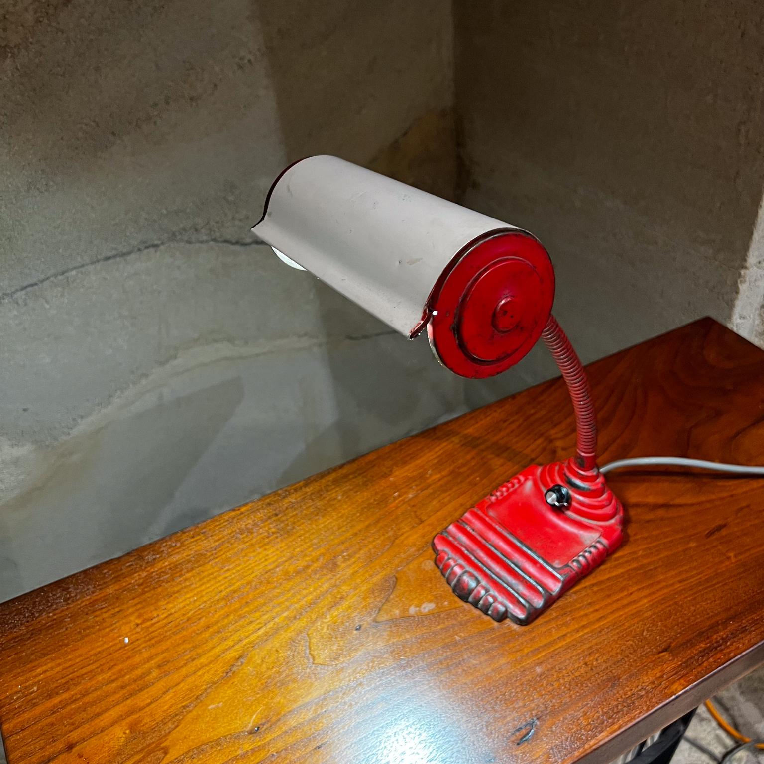 American 1930s Art Deco Red and White Vintage Table Desk Lamp