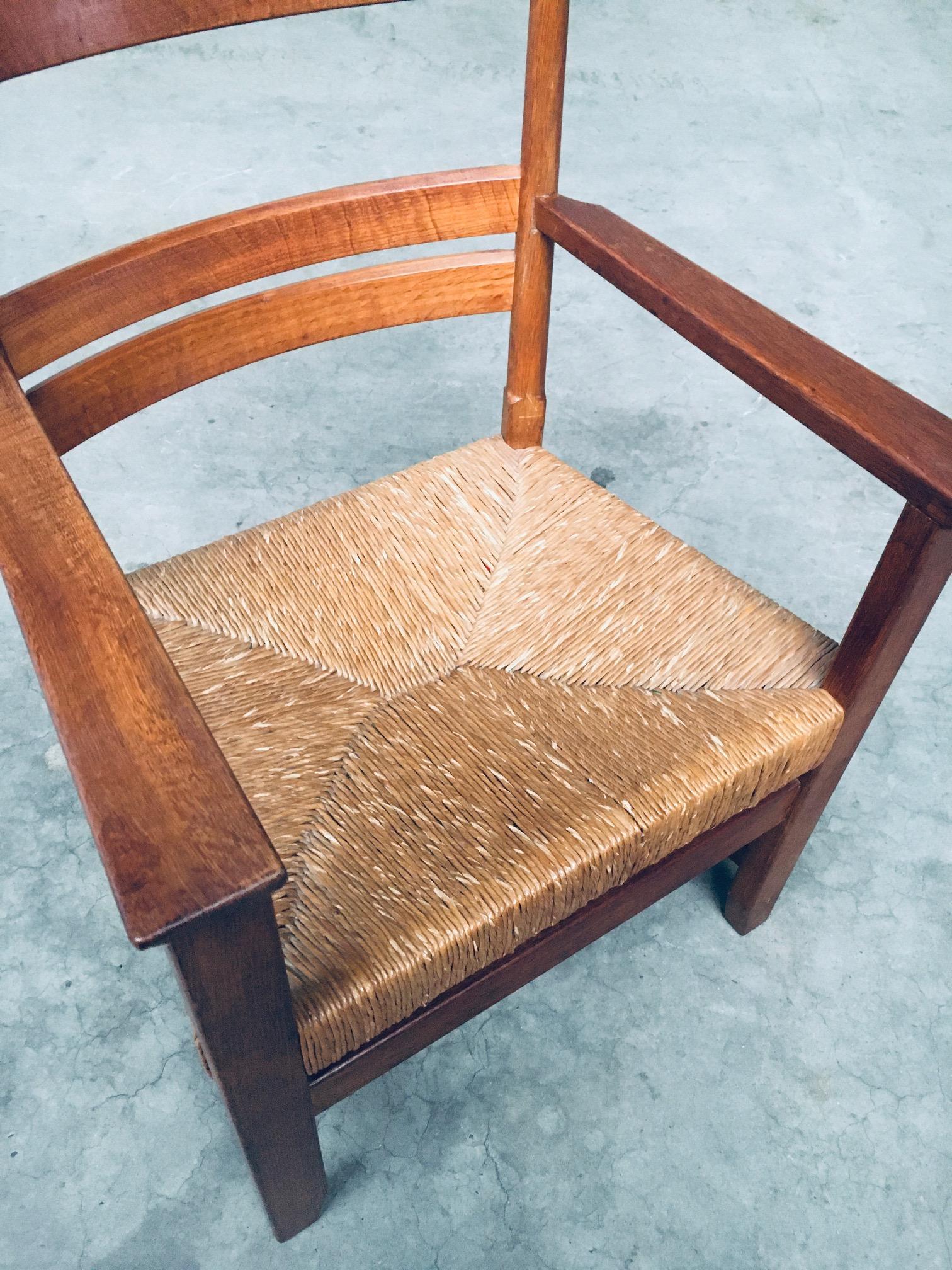 1930er Jahre Italienische Alpen Rustic Design Geschnitzt Großer Sessel im Angebot 3