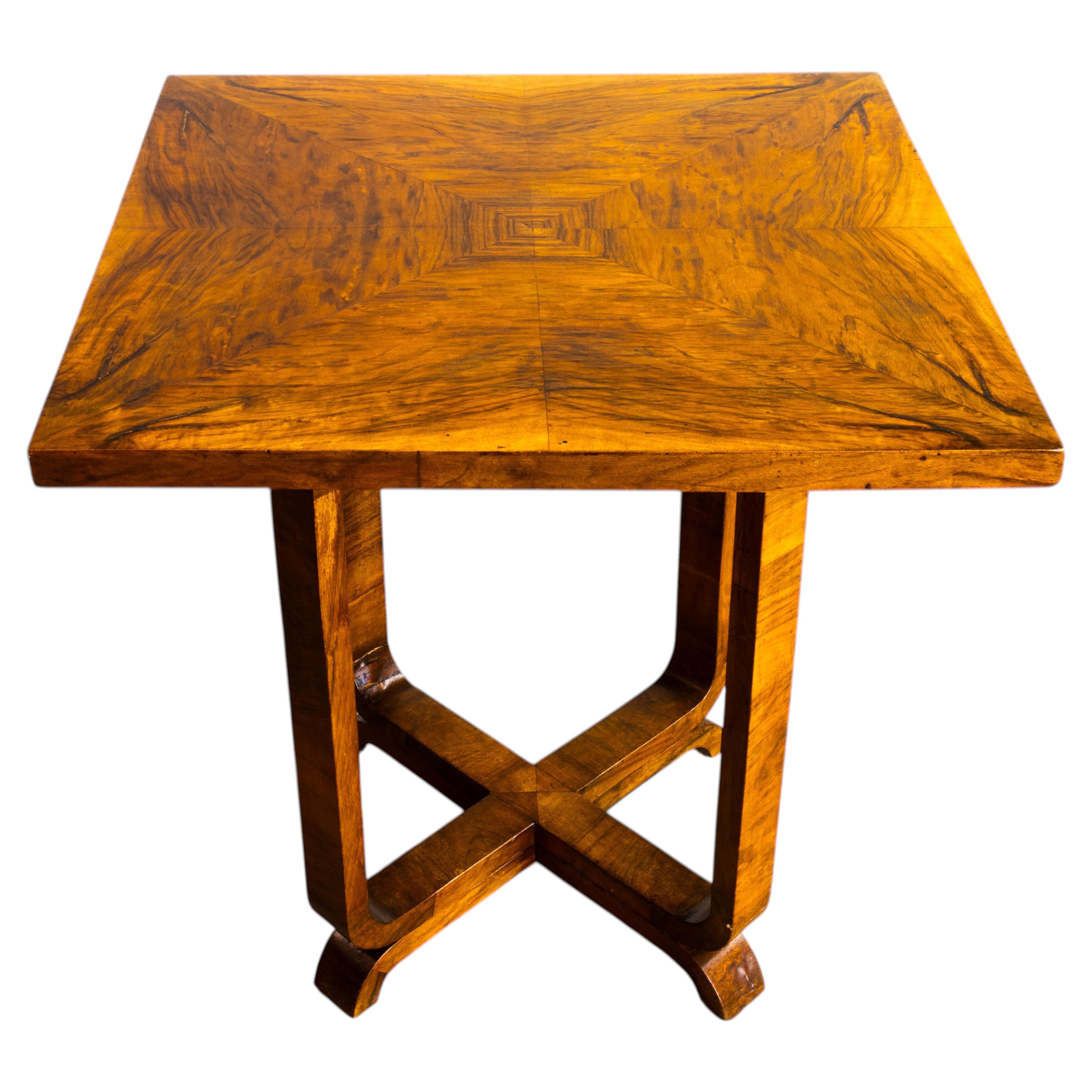 Table italienne des années 1930, style Art déco et brutalisme, design rationnel, en ronce de noyer à placage symétrique, Pagano