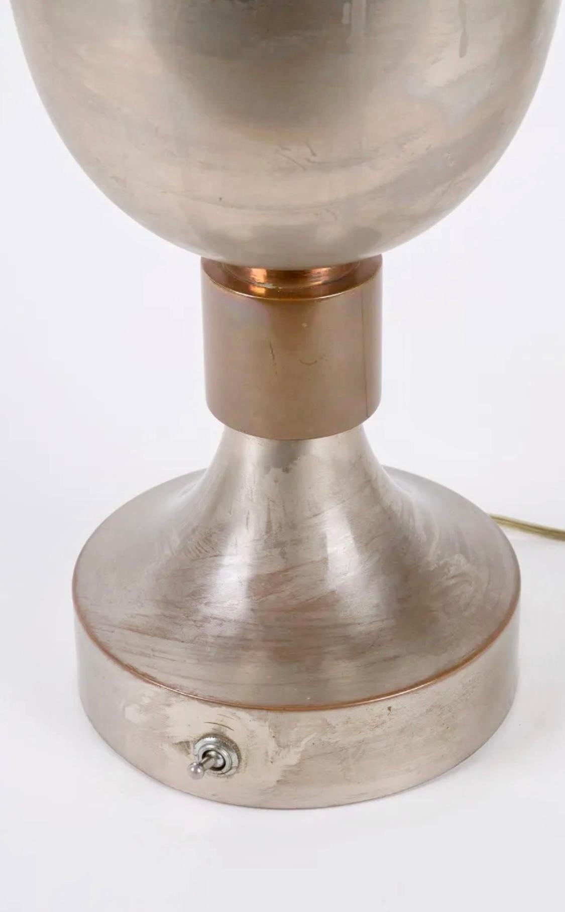 1930’s Italian Art Deco Trumpet Vase Lamp For Sale 8