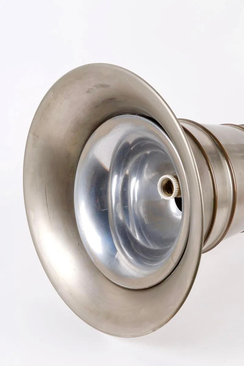 1930’s Italian Art Deco Trumpet Vase Lamp For Sale 9