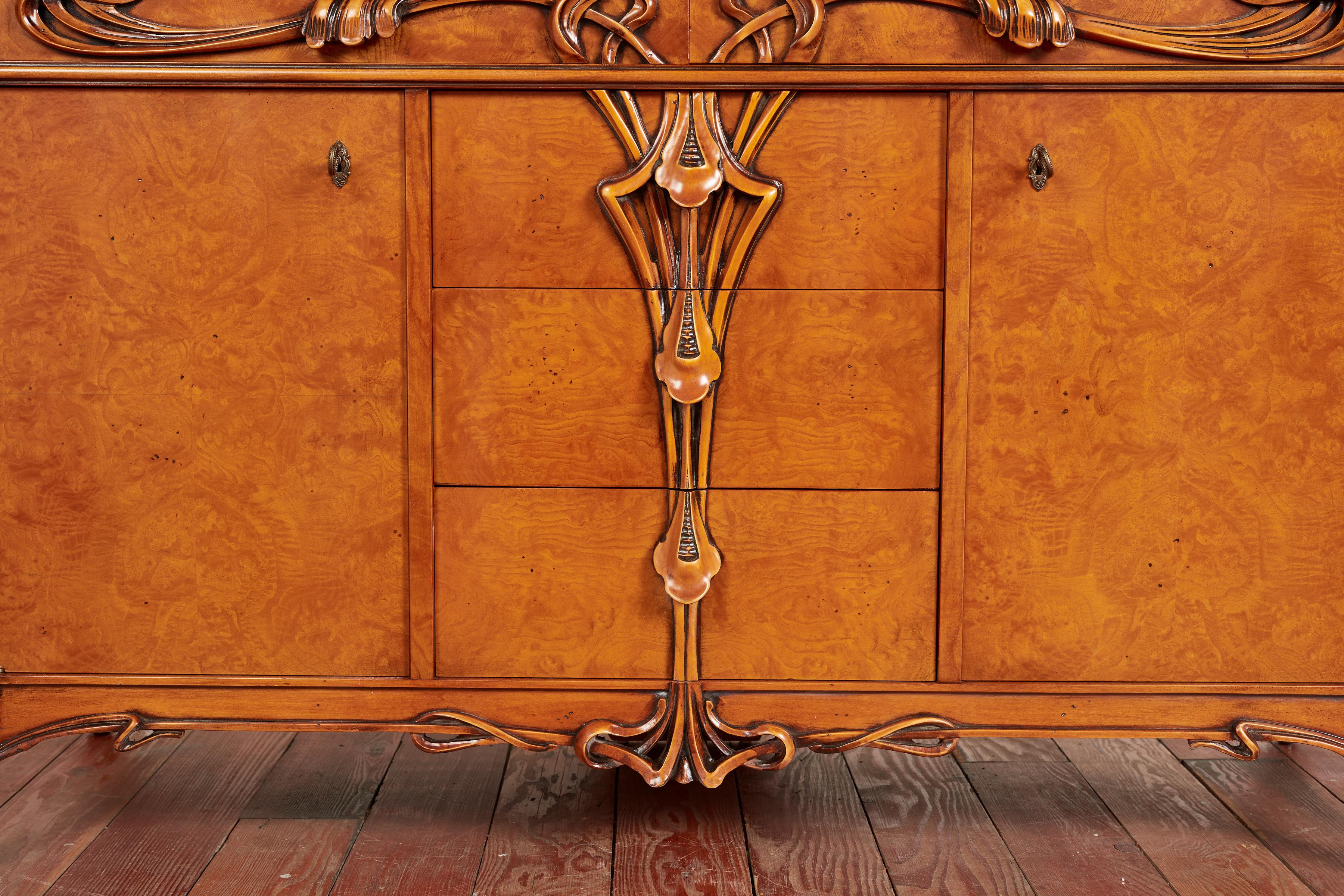 1930's Italian Art Nouveau Cabinet For Sale 11