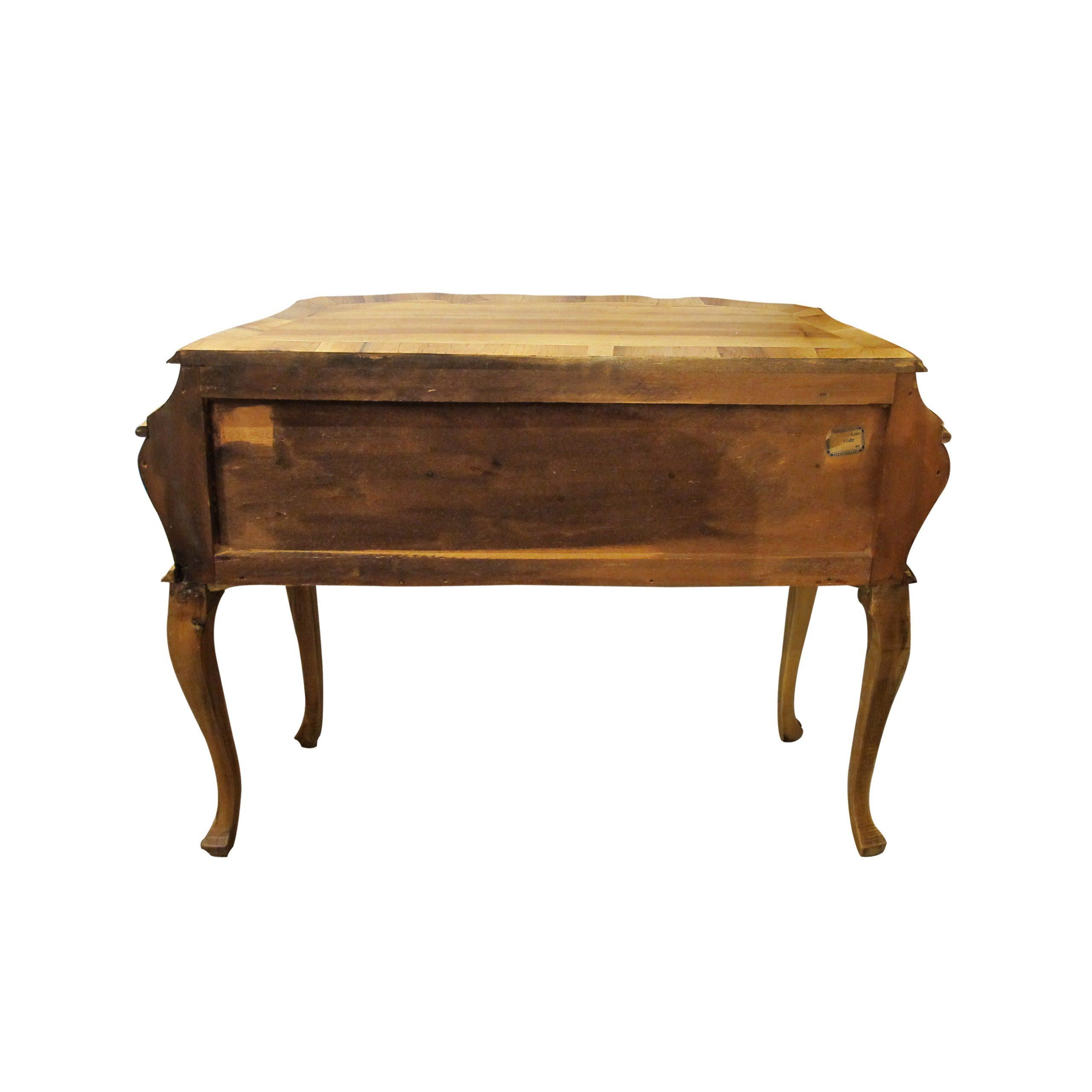 Mid-20th Century 1930s Italian Bombé Chest of Drawers, Olive wood & Walnut Marquetry For Sale