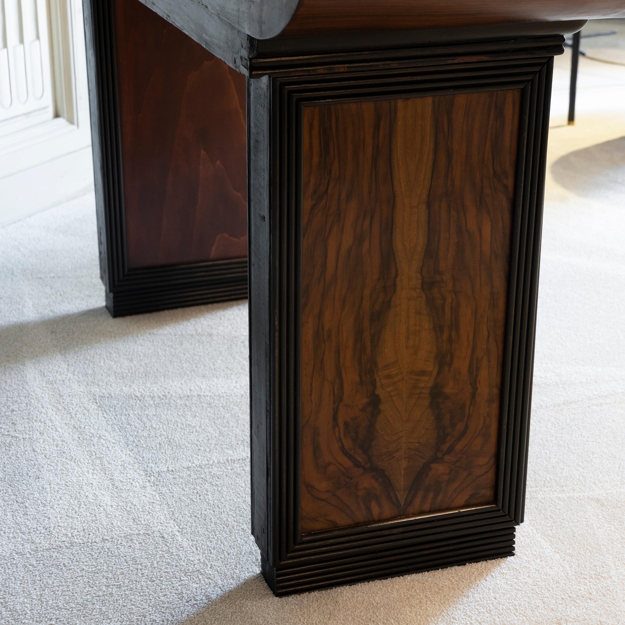 1930s Italian Deco Console Table with Drawers Palisander, Mahogany and Walnut For Sale 11