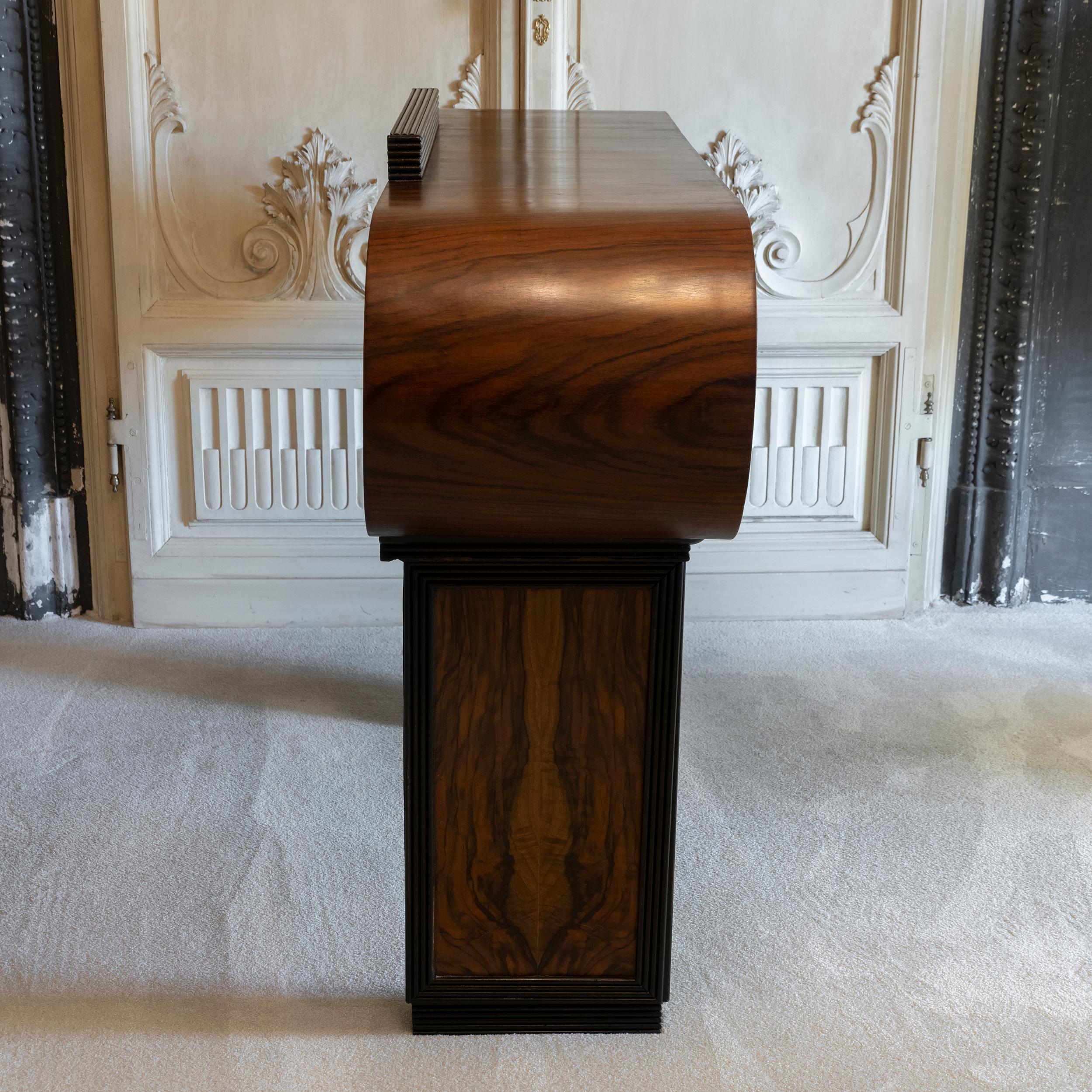 1930s Italian Deco Console Table with Drawers Palisander, Mahogany and Walnut In Good Condition For Sale In Firenze, IT