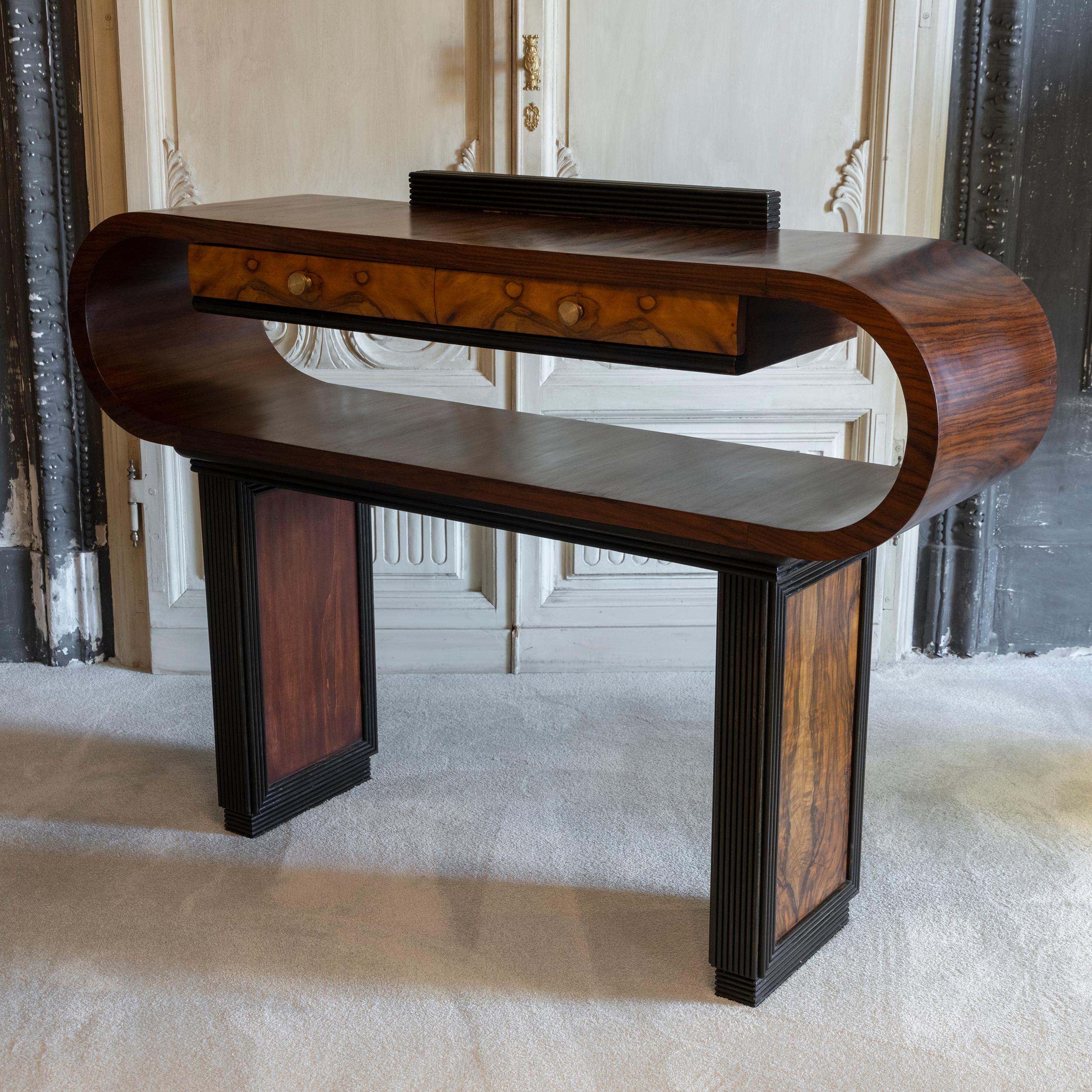 1930s Italian Deco Console Table with Drawers Palisander, Mahogany and Walnut For Sale 4