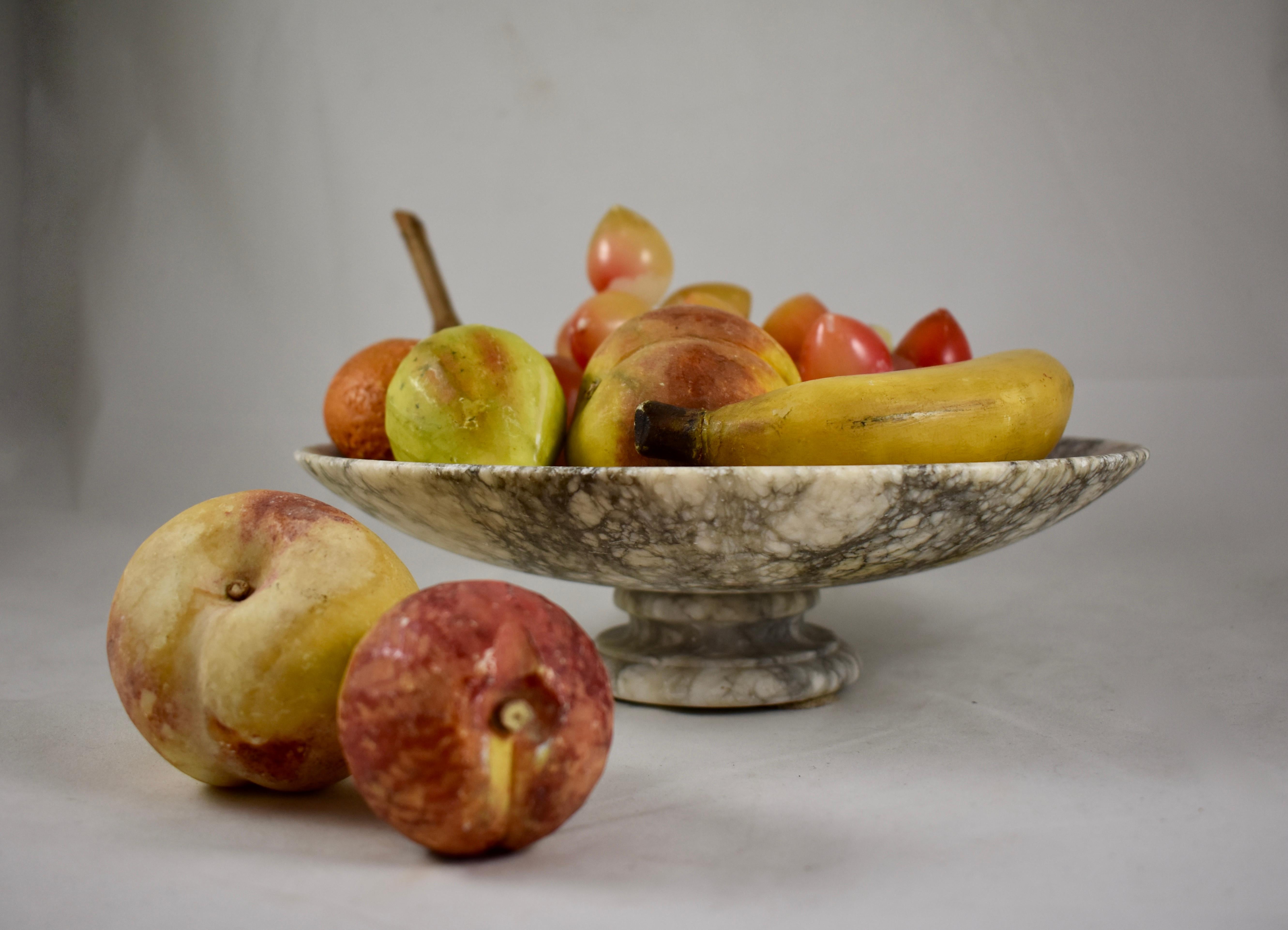 1930s Italian Marble Tazza and Hand Carved Alabaster Fruit, a Nine-Piece Set 3