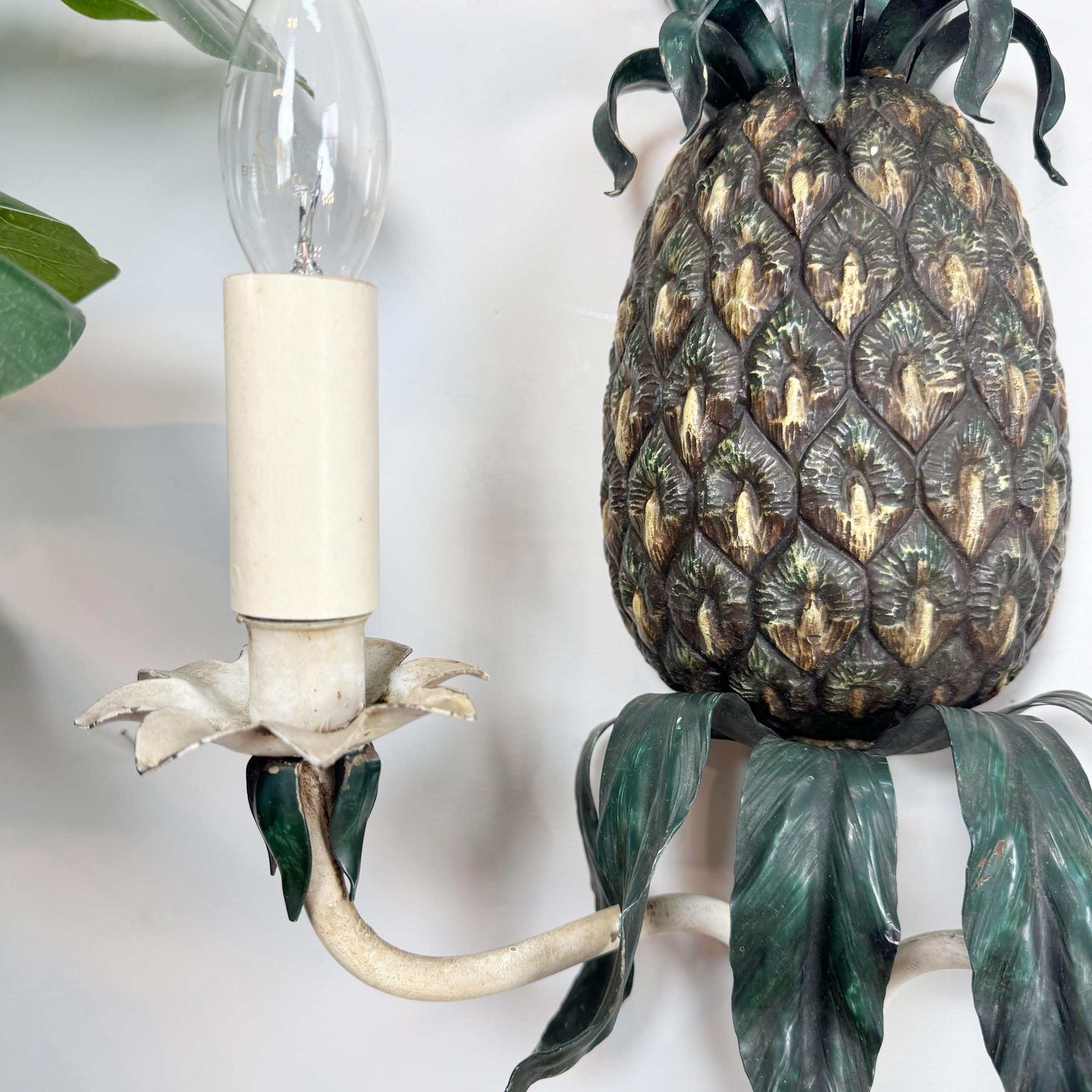 1930's Italian Pineapple Wall Sconce For Sale 3