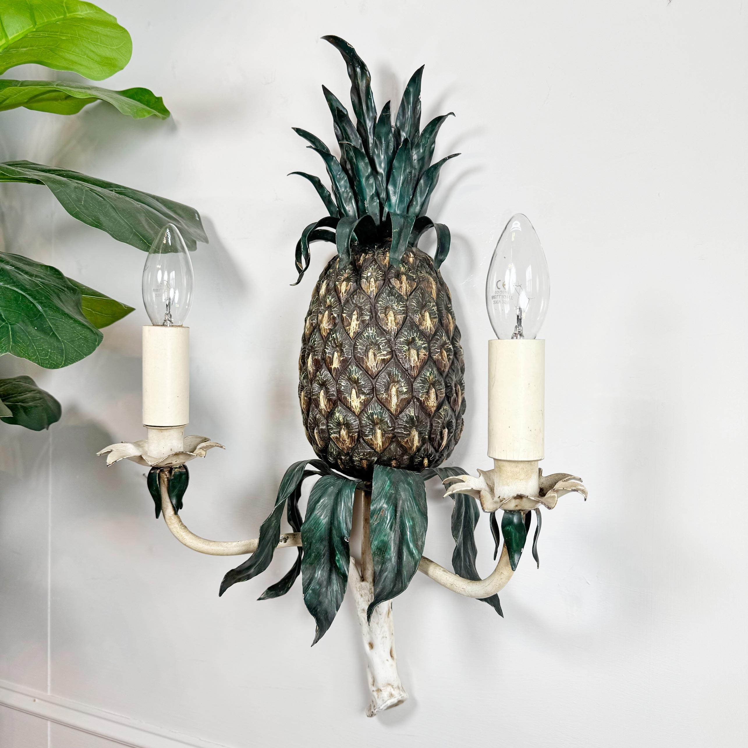 1930's Italian Pineapple Wall Sconce For Sale 4