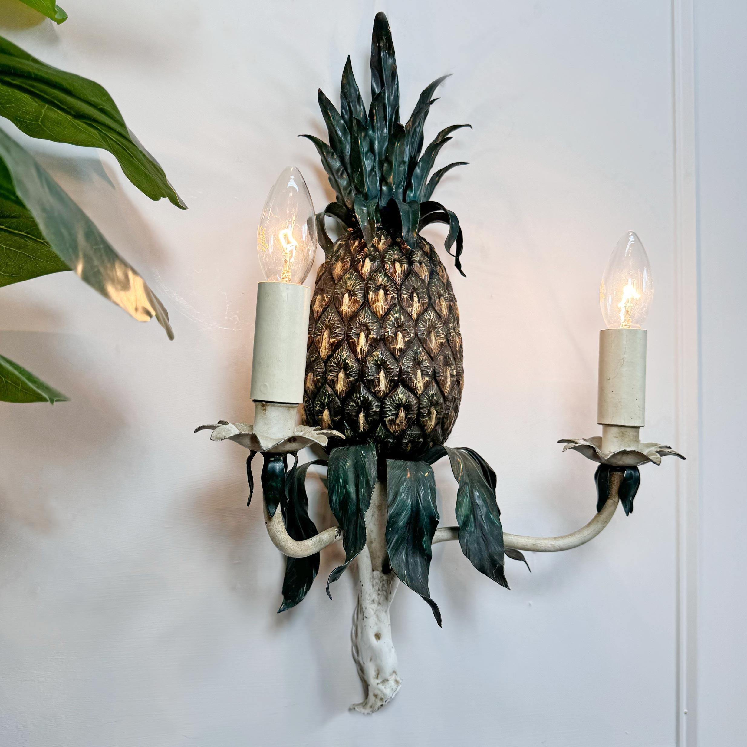 1930's Italian Pineapple Wall Sconce For Sale 5